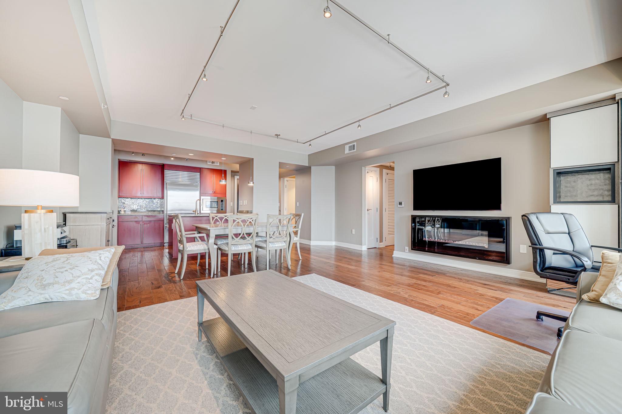 THE WATERVIEW - Residential