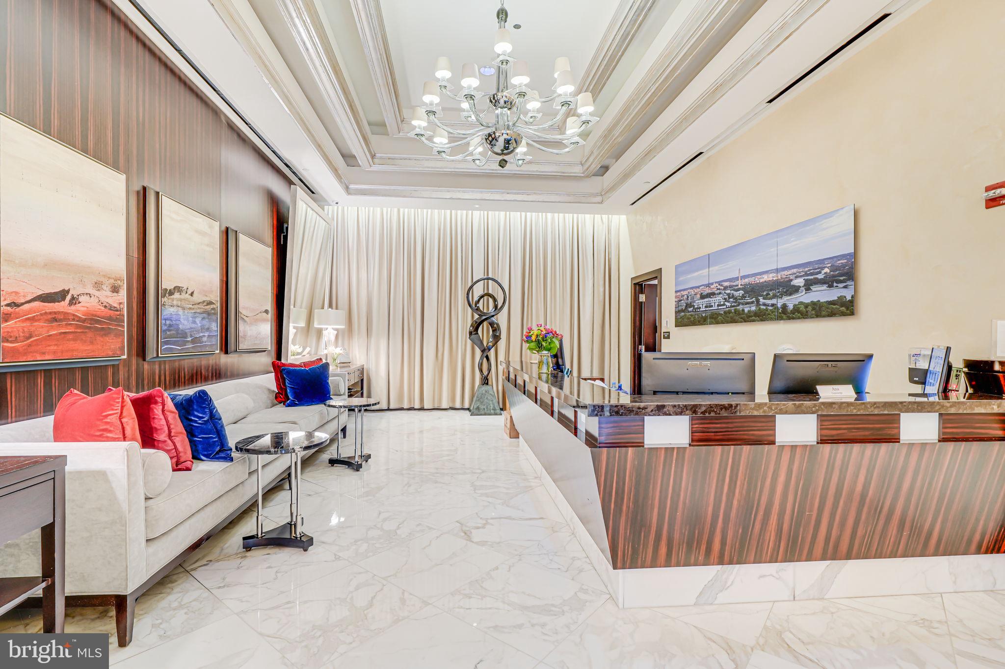 THE WATERVIEW - Residential