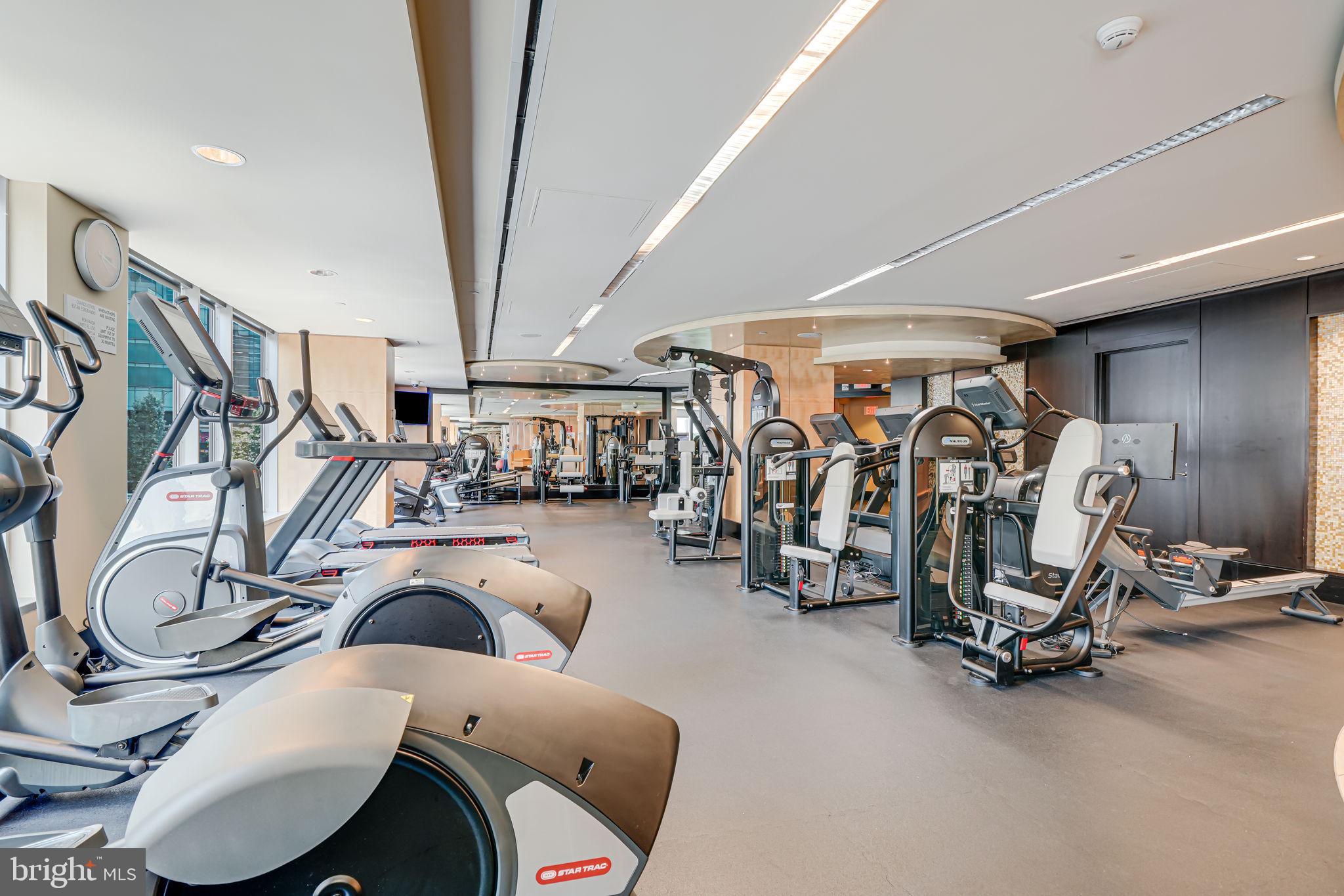 THE WATERVIEW - Residential