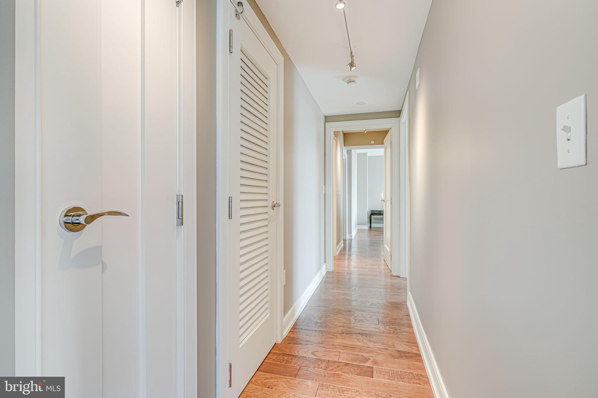 THE WATERVIEW - Residential