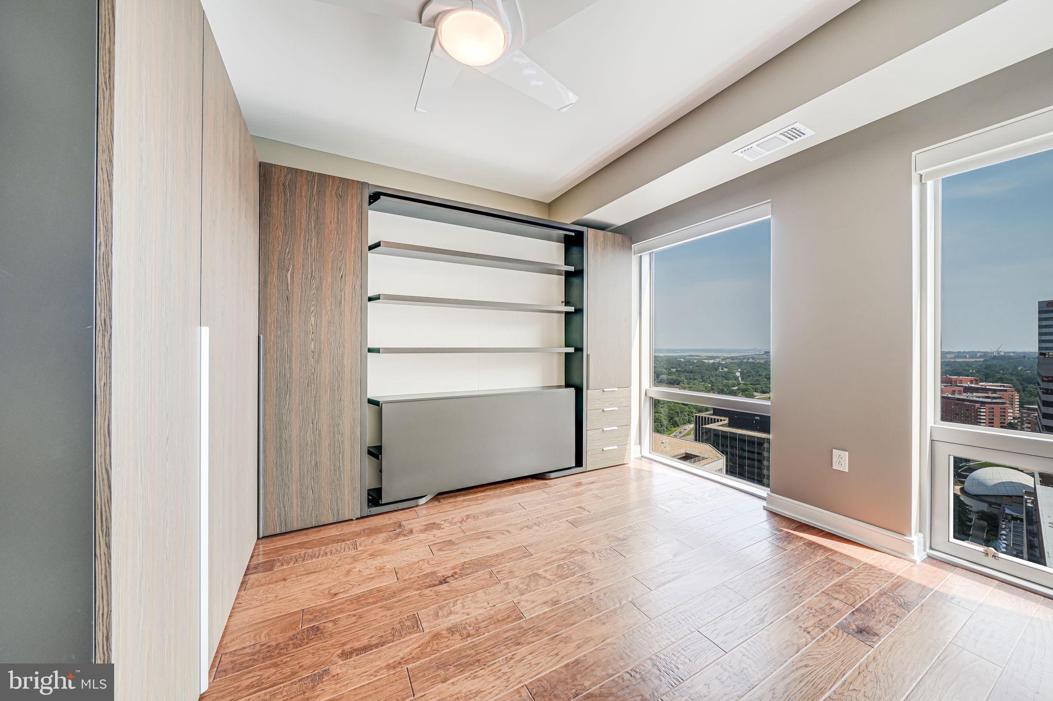 THE WATERVIEW - Residential