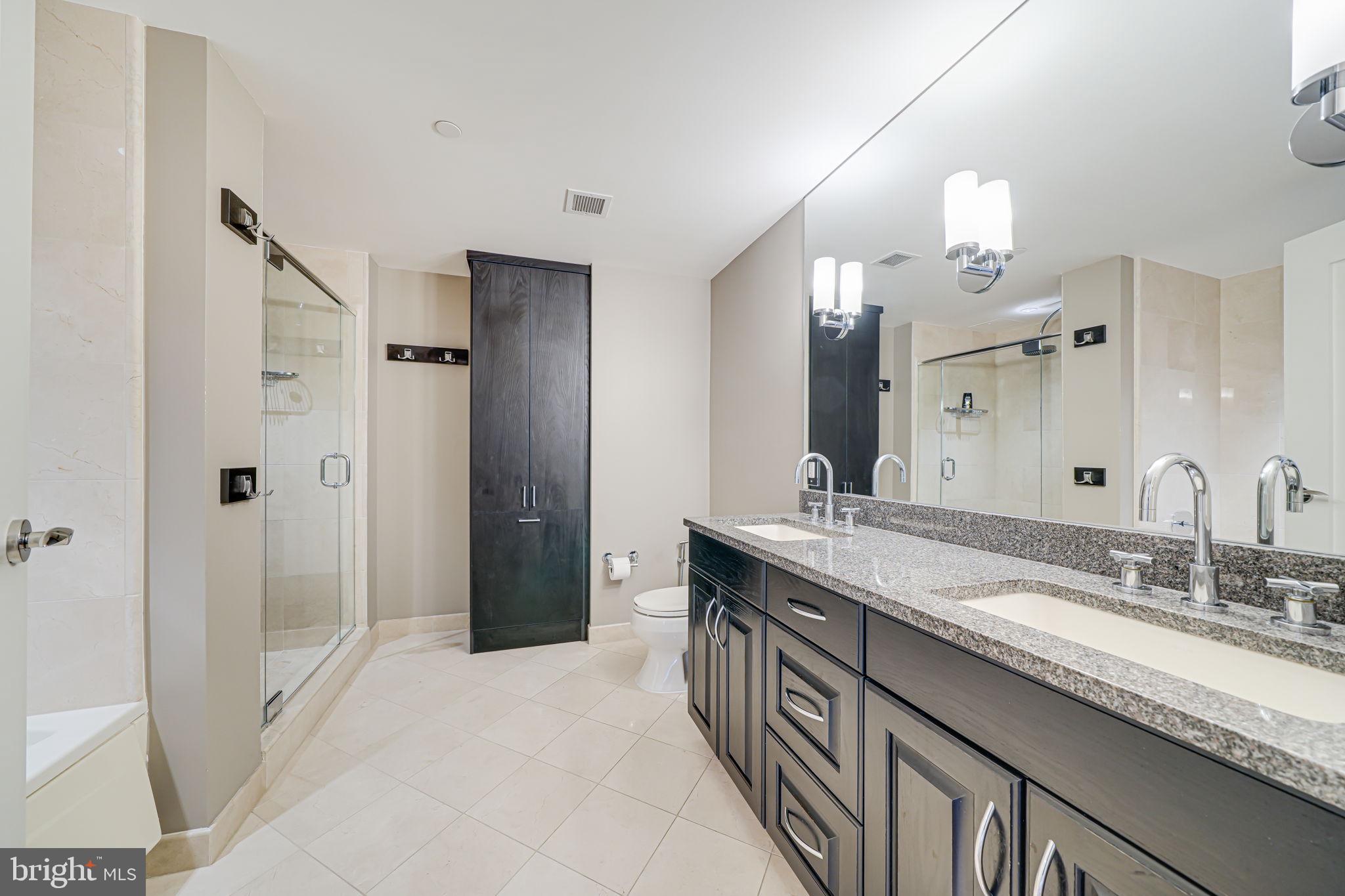 THE WATERVIEW - Residential