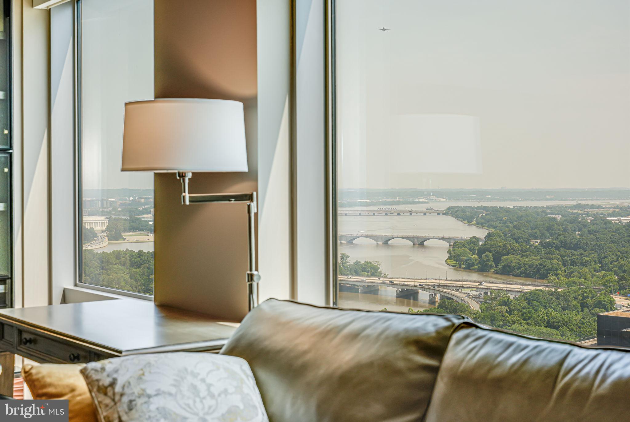 THE WATERVIEW - Residential