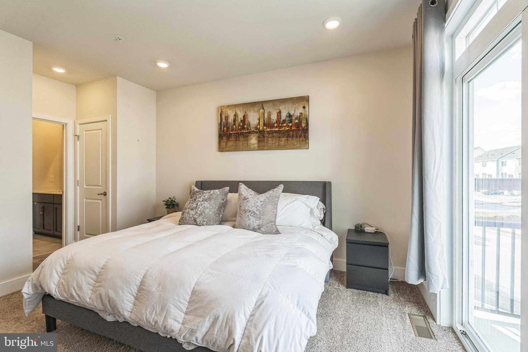 STEELPOINTE - Residential