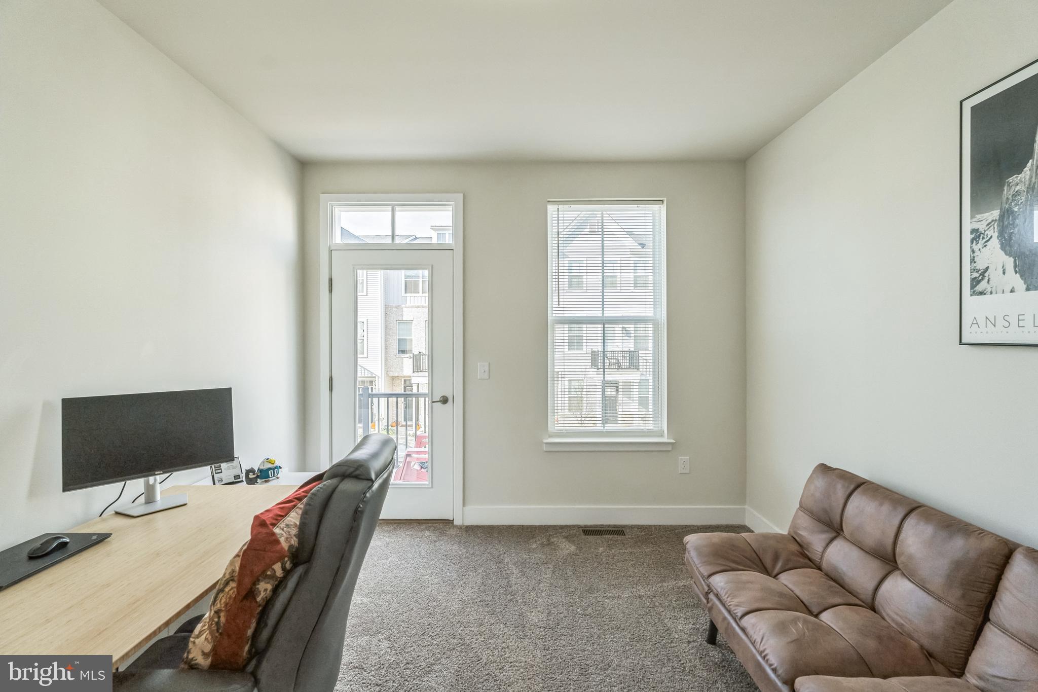 STEELPOINTE - Residential