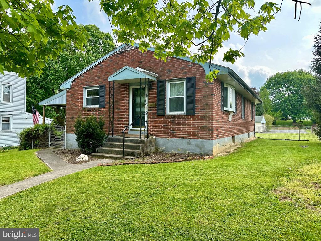 Photo of 432 E MAIN ST, LITITZ, PA 17543 (MLS # PALA2033164)