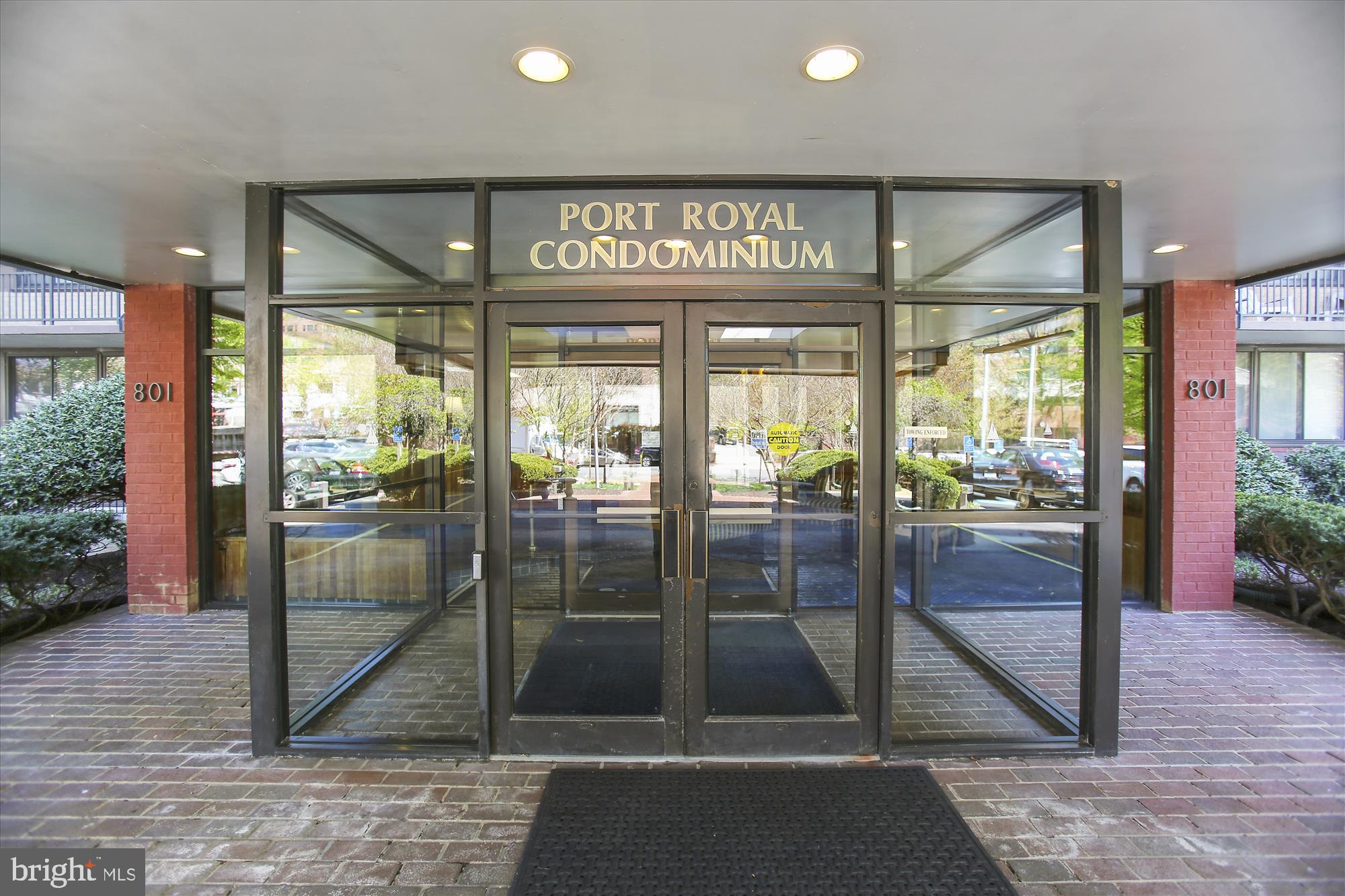 OLD TOWN ALEXANDRIA - Residential Lease