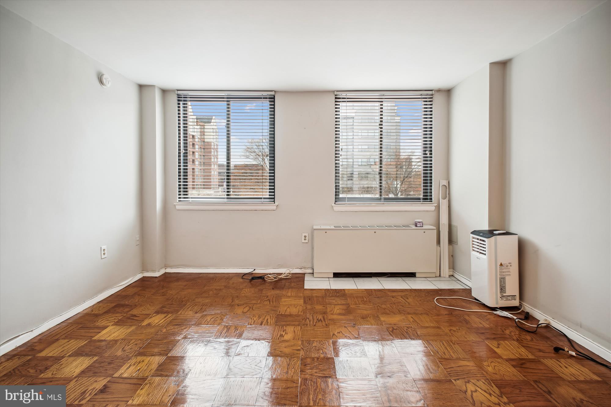 OLD TOWN ALEXANDRIA - Residential Lease
