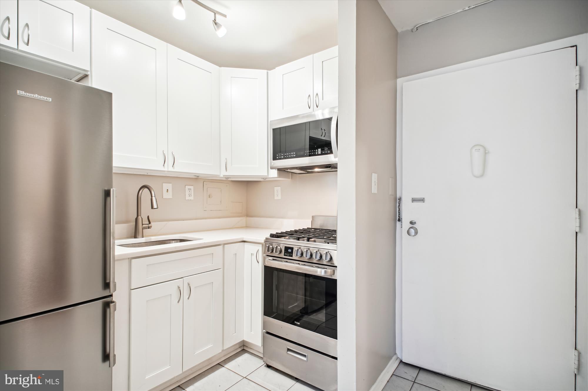 OLD TOWN ALEXANDRIA - Residential Lease