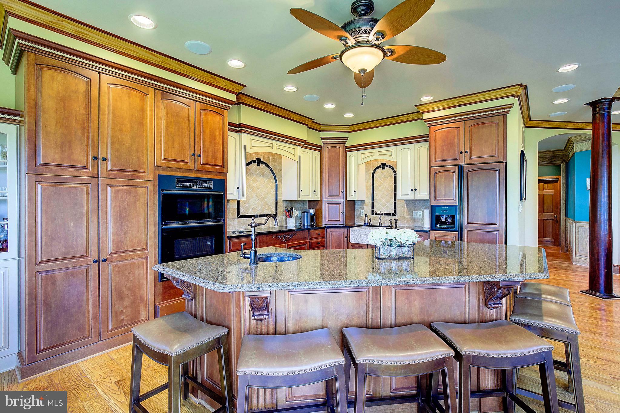 BENTONS PLEASURE - Residential