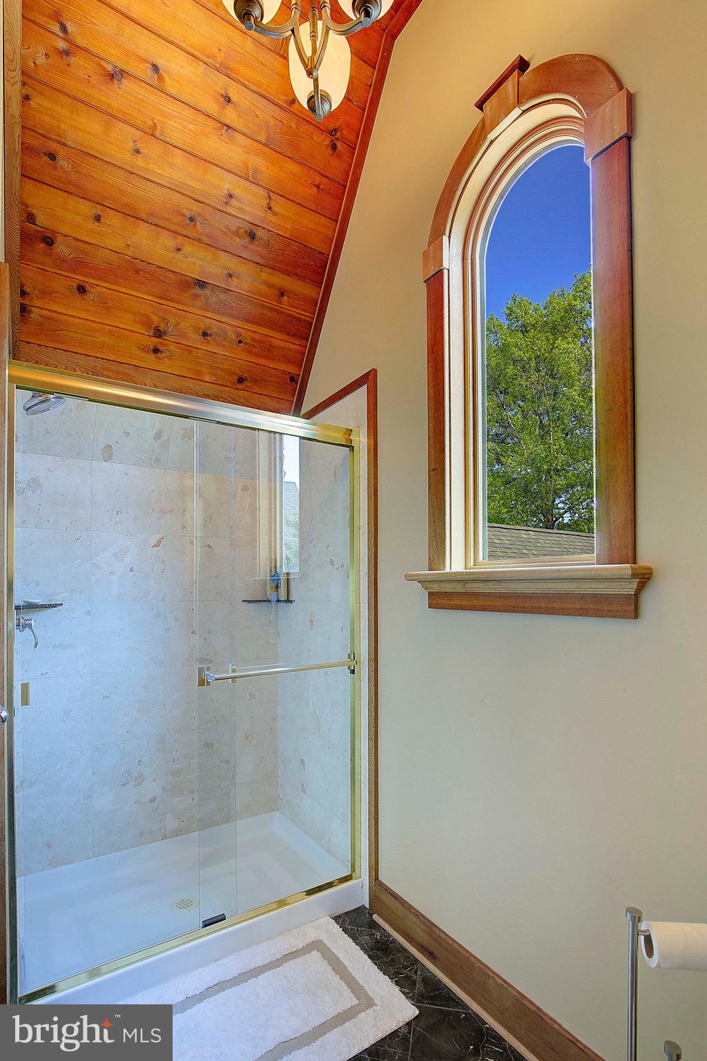 BENTONS PLEASURE - Residential