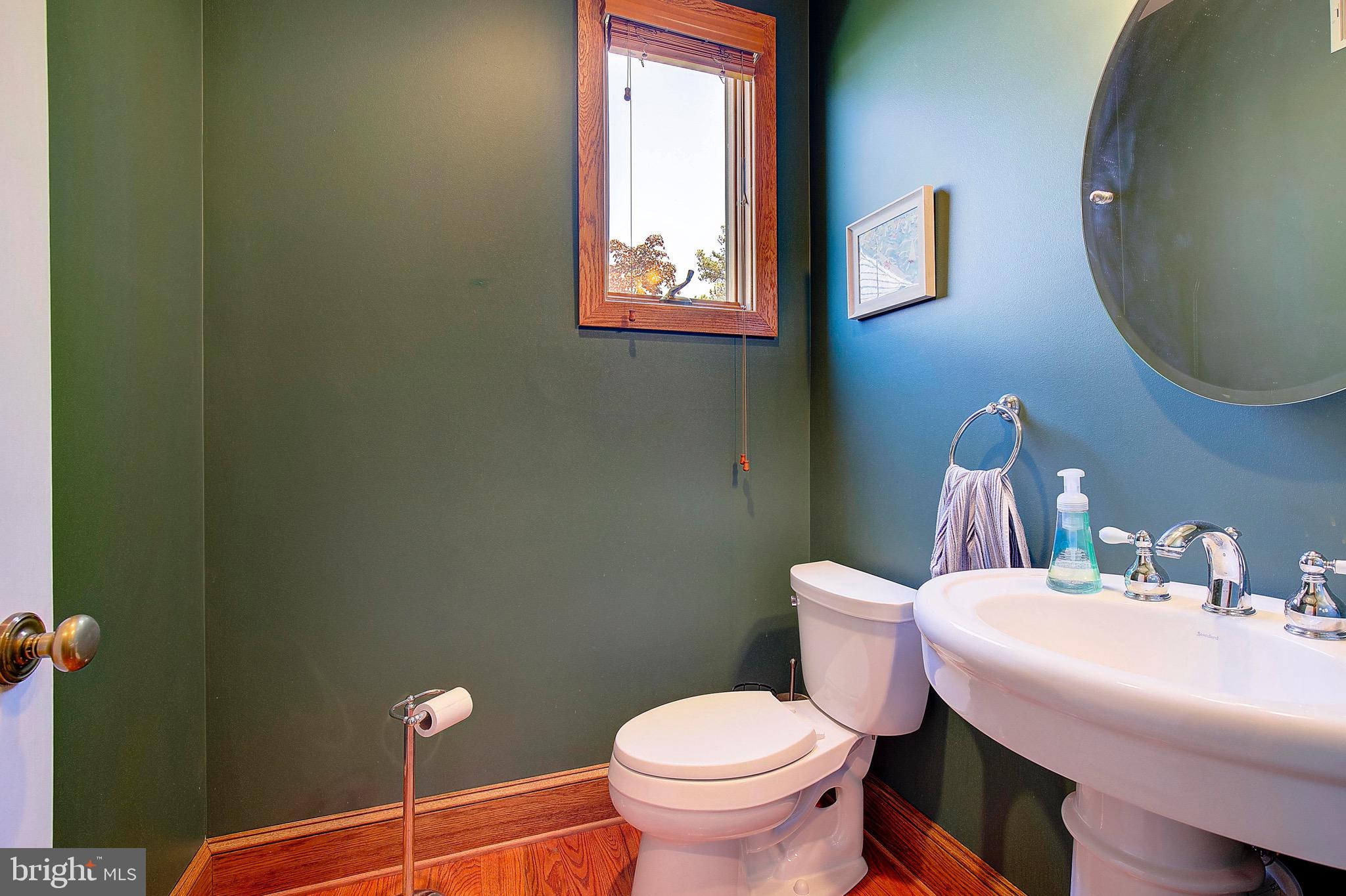 BENTONS PLEASURE - Residential