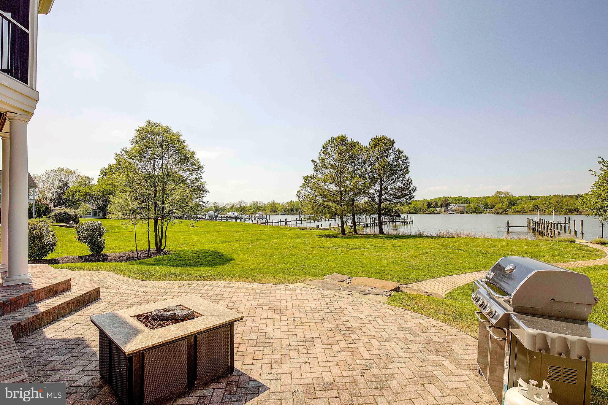 BENTONS PLEASURE - Residential