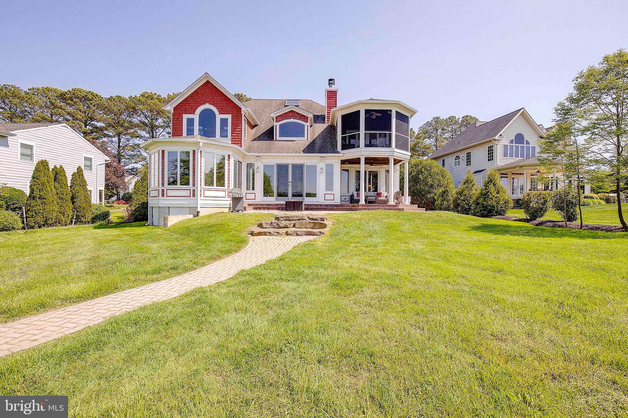 BENTONS PLEASURE - Residential