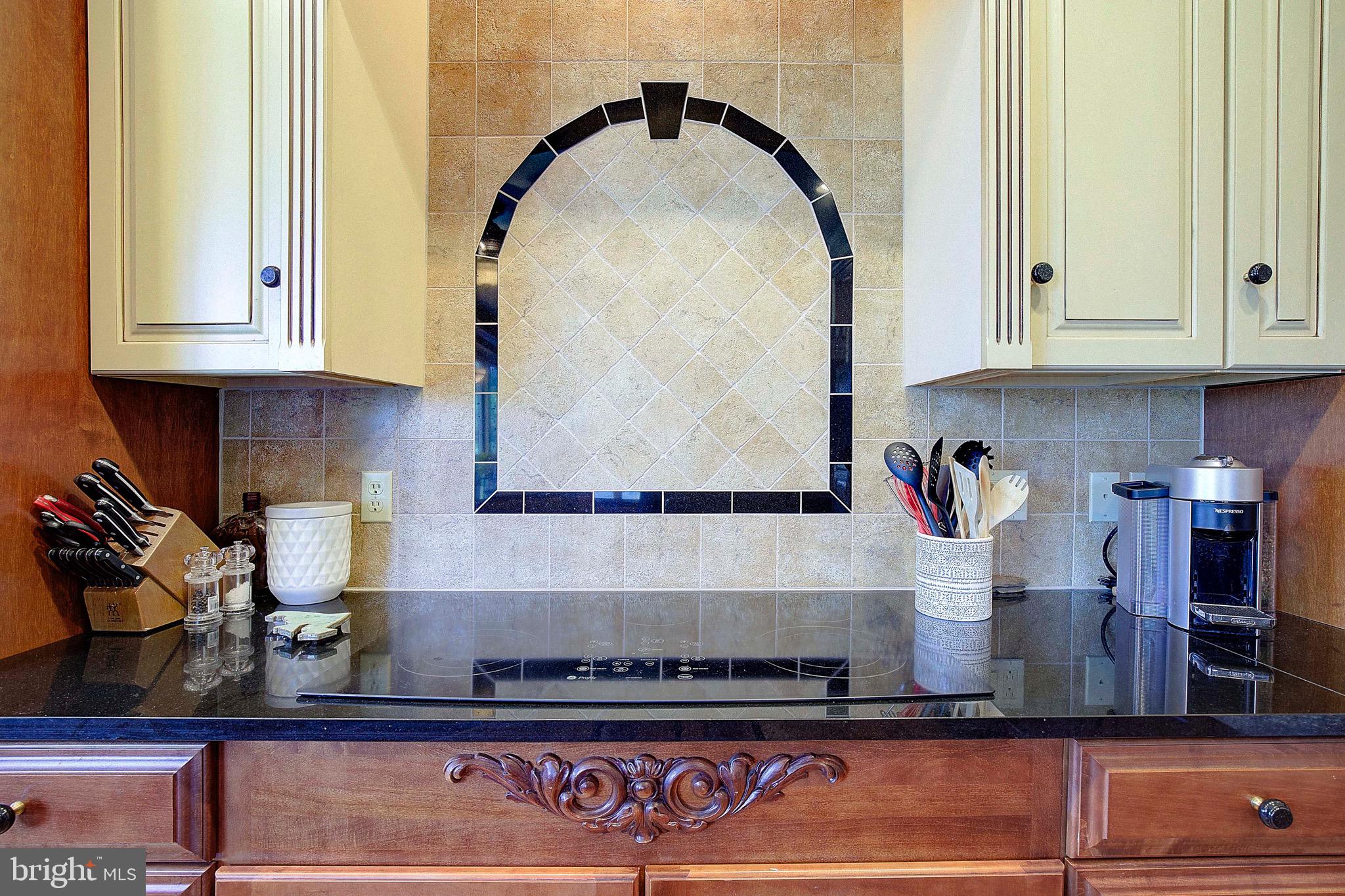 BENTONS PLEASURE - Residential