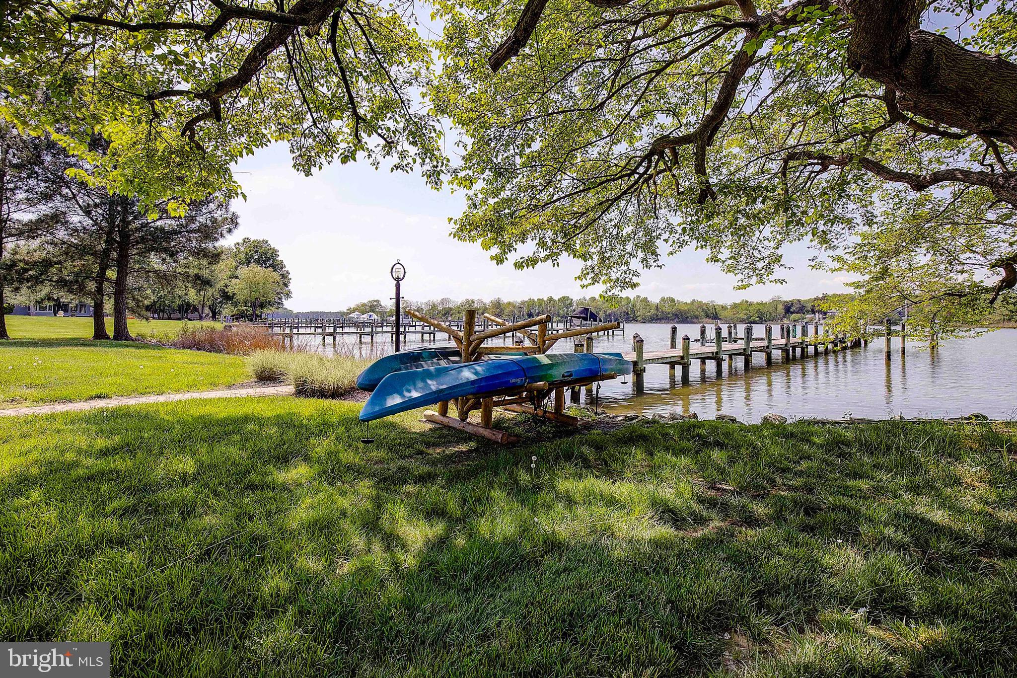 BENTONS PLEASURE - Residential