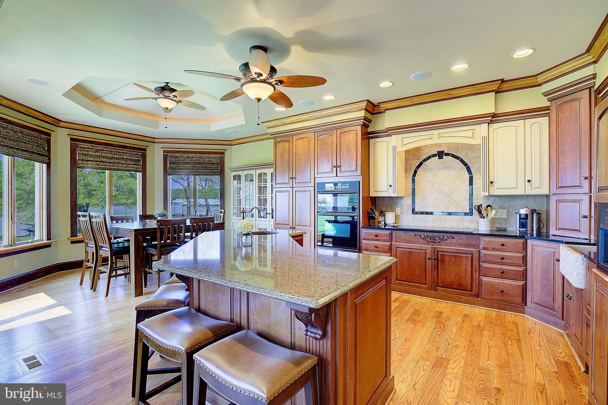 BENTONS PLEASURE - Residential