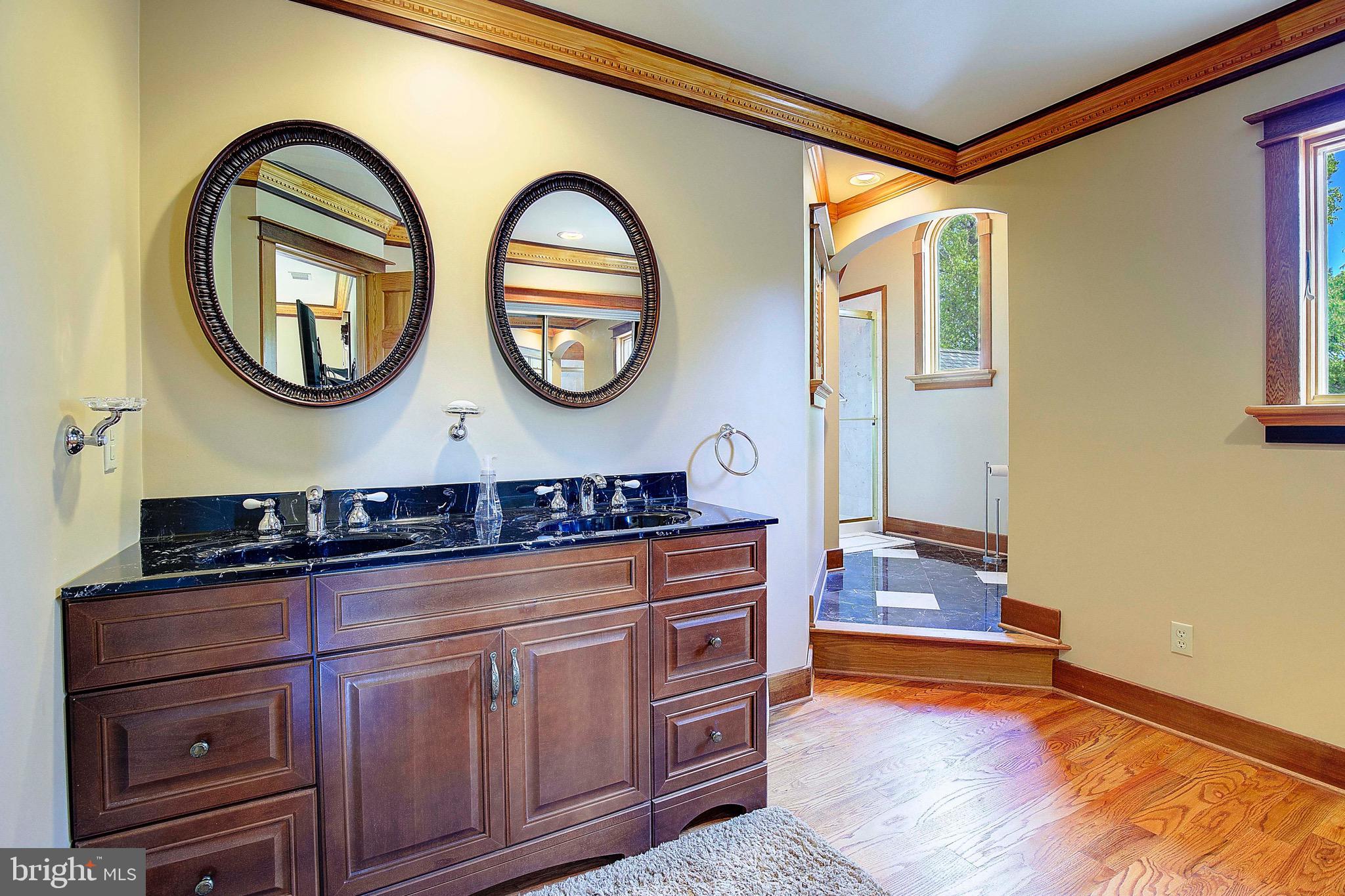 BENTONS PLEASURE - Residential