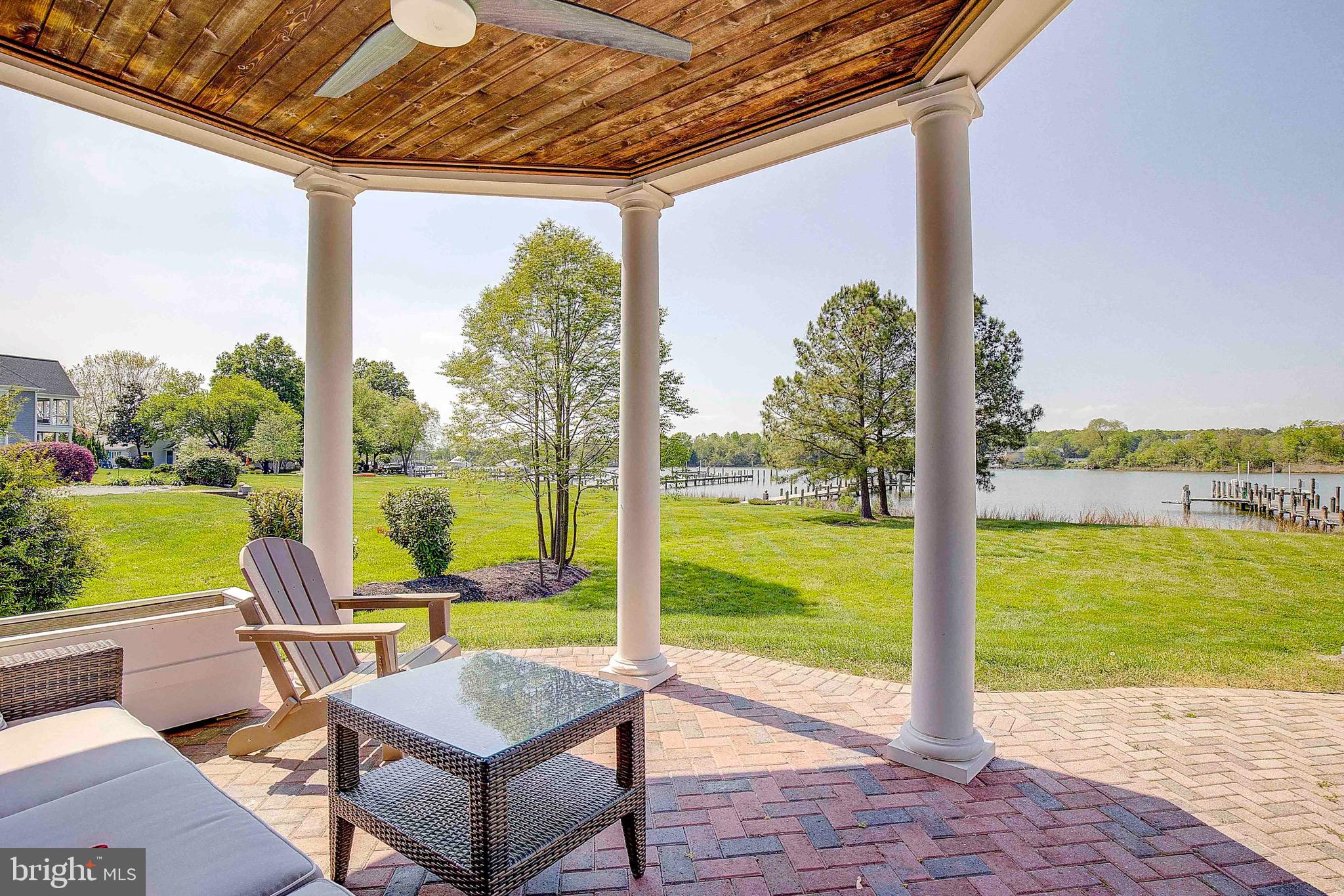 BENTONS PLEASURE - Residential