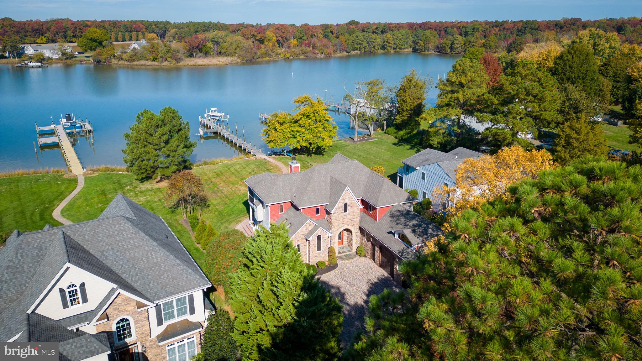 BENTONS PLEASURE - Residential