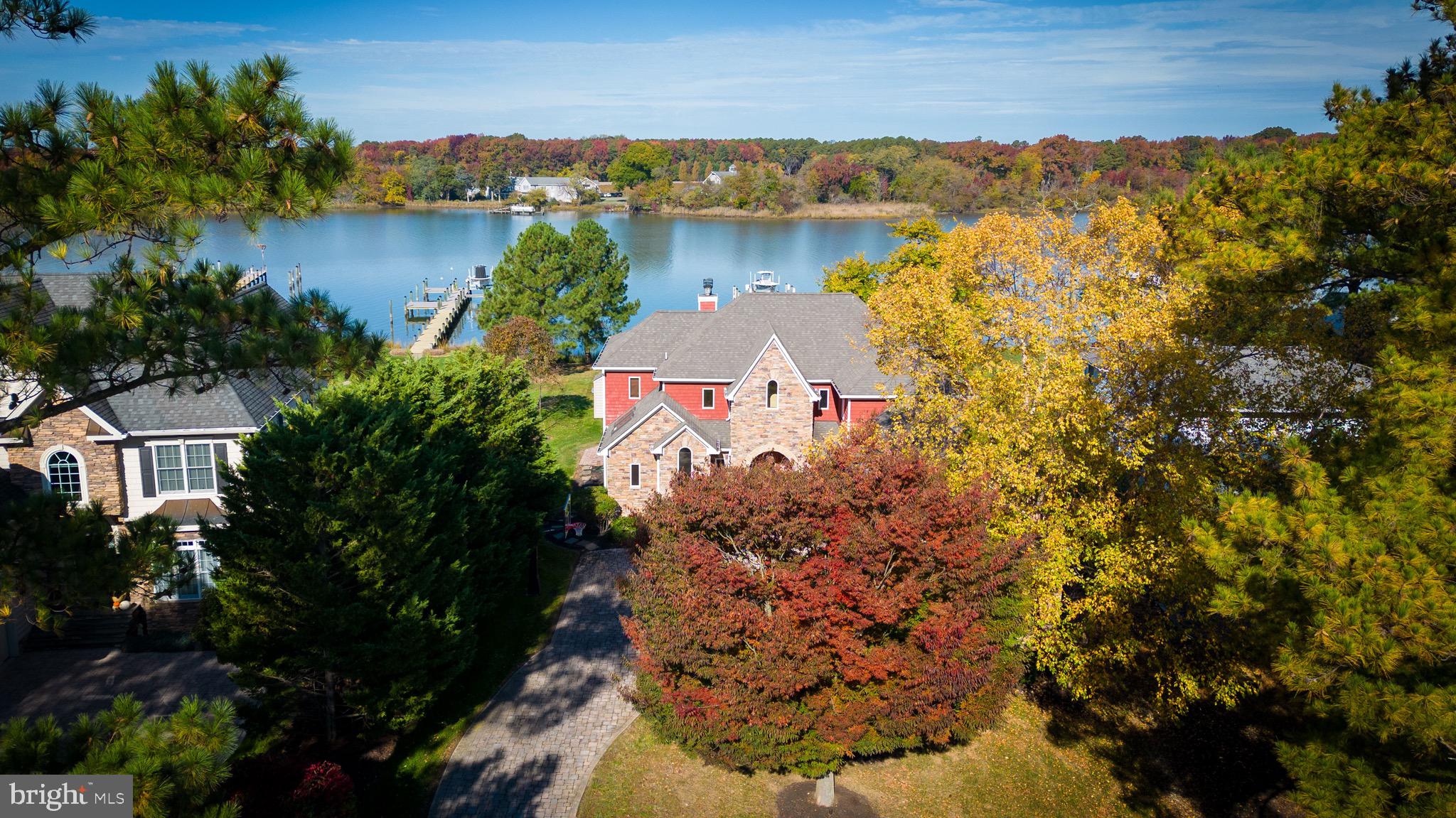 BENTONS PLEASURE - Residential