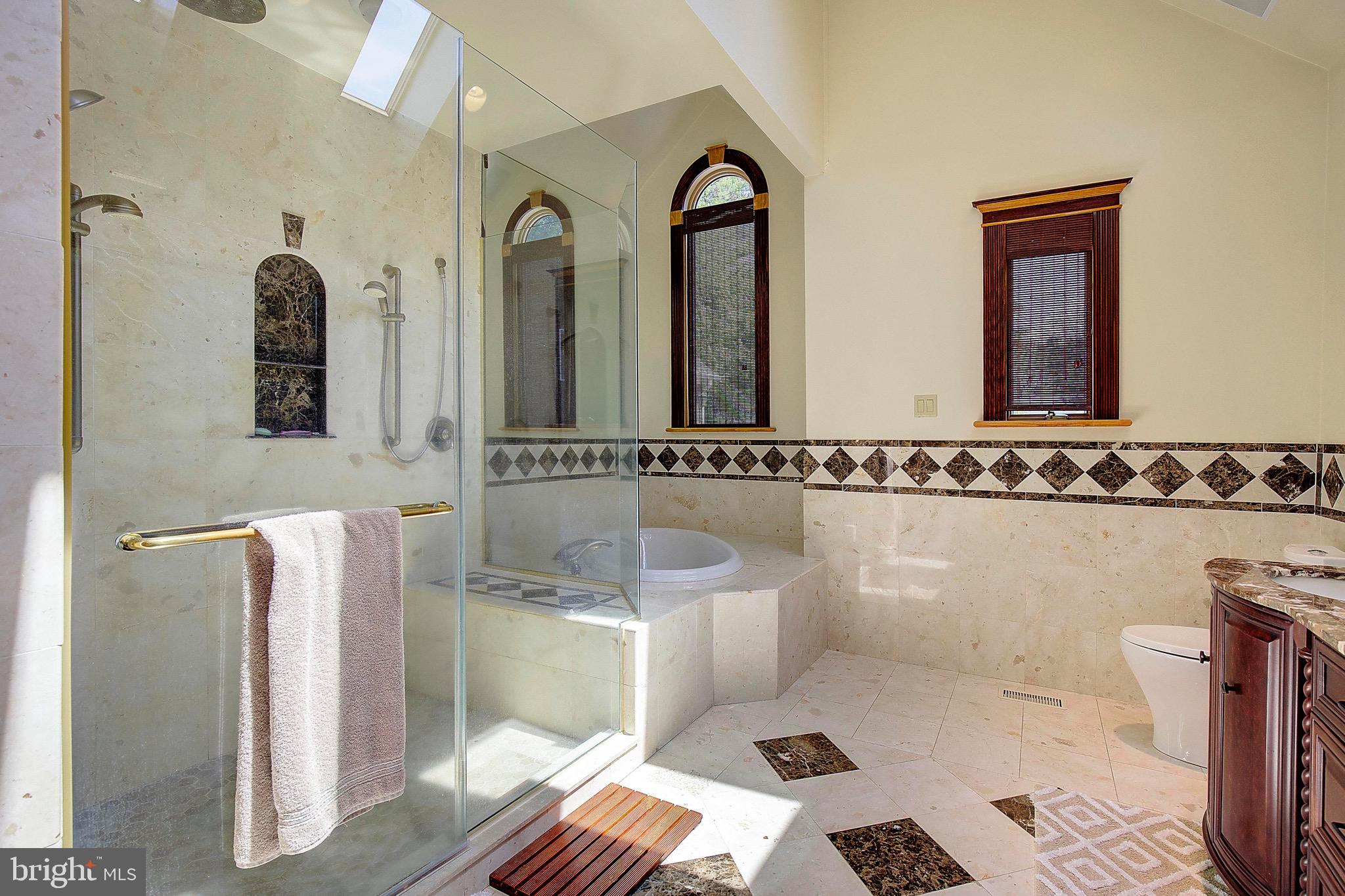 BENTONS PLEASURE - Residential