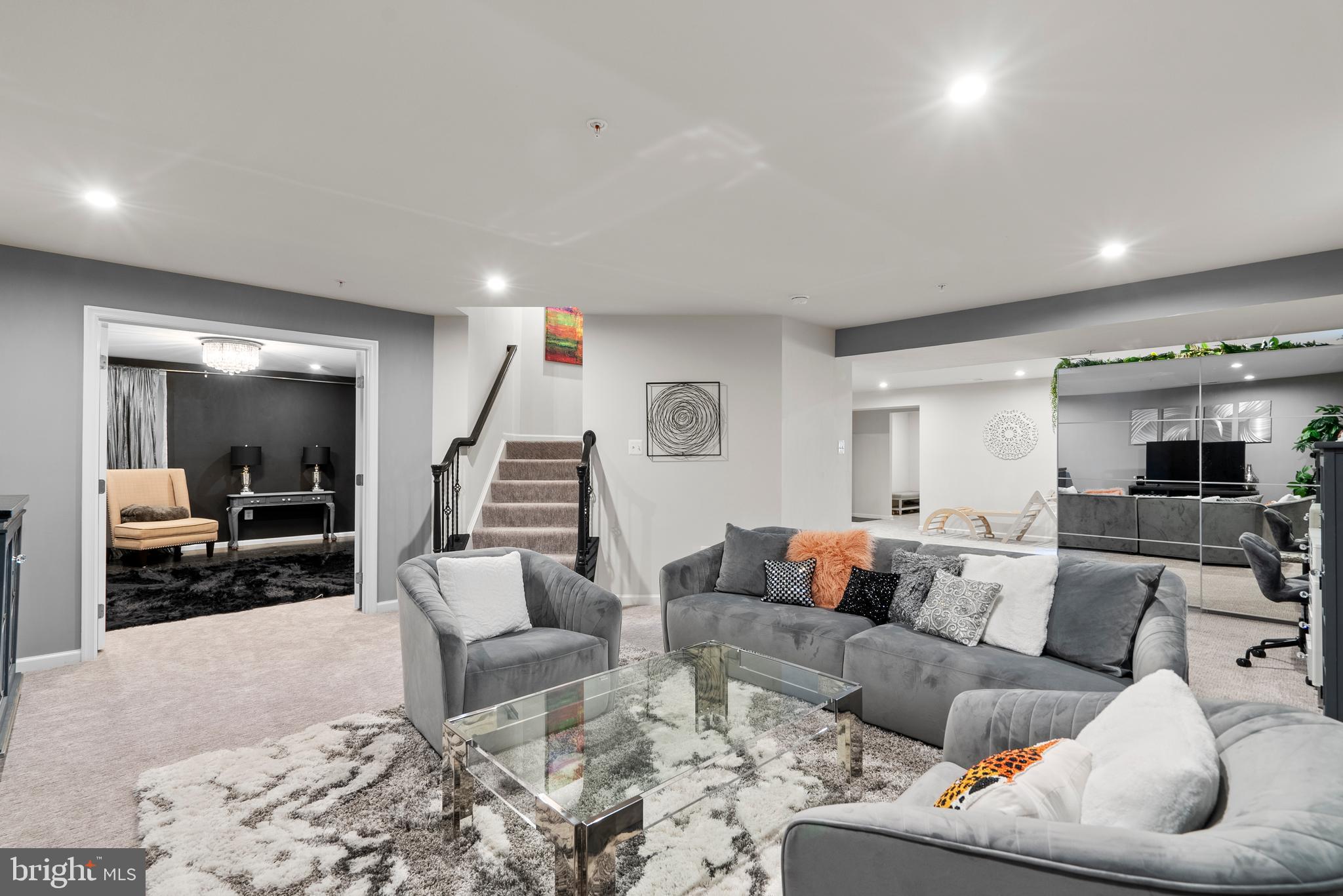 CABIN BRANCH - Residential