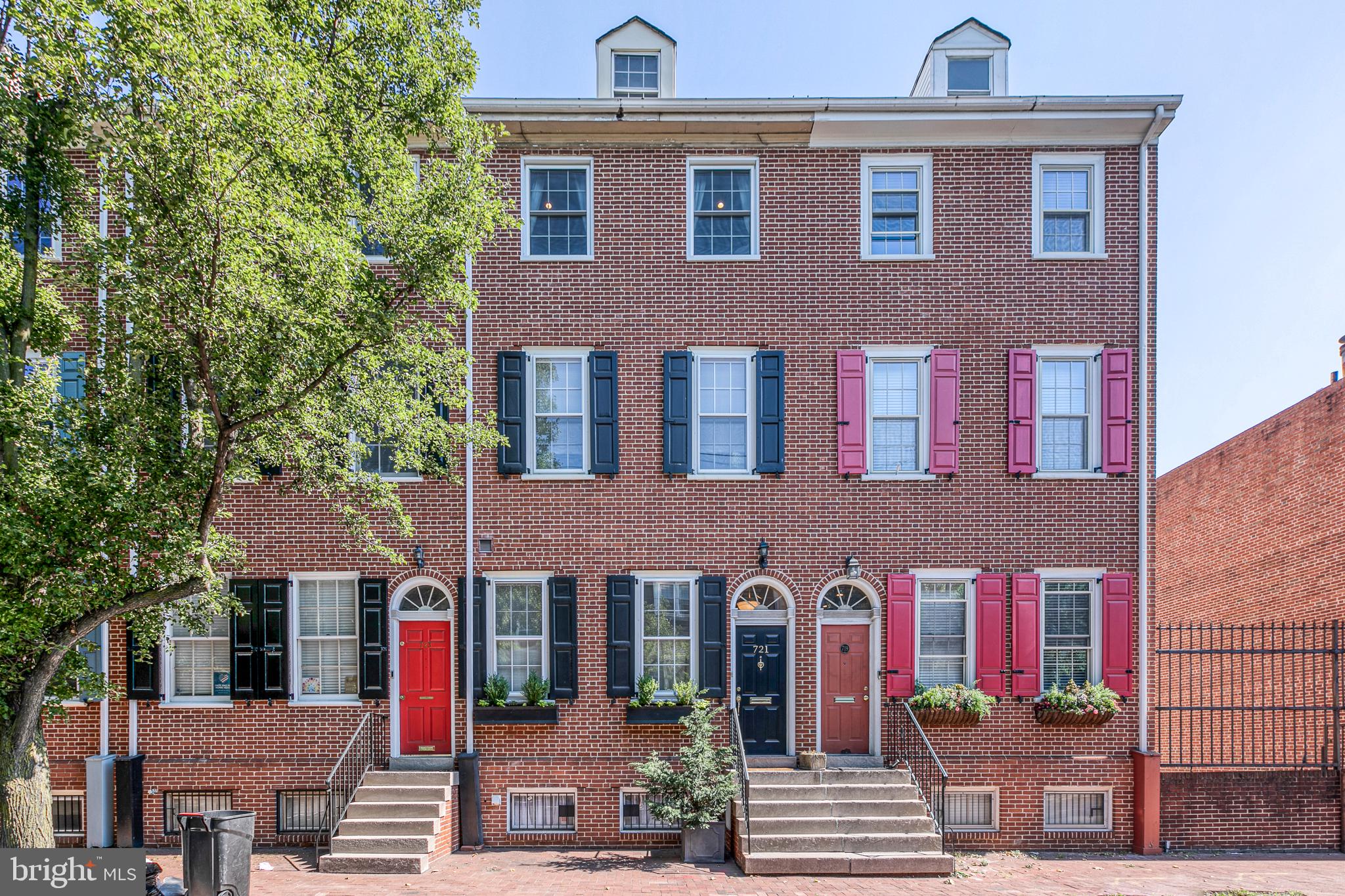 SOCIETY HILL - Residential