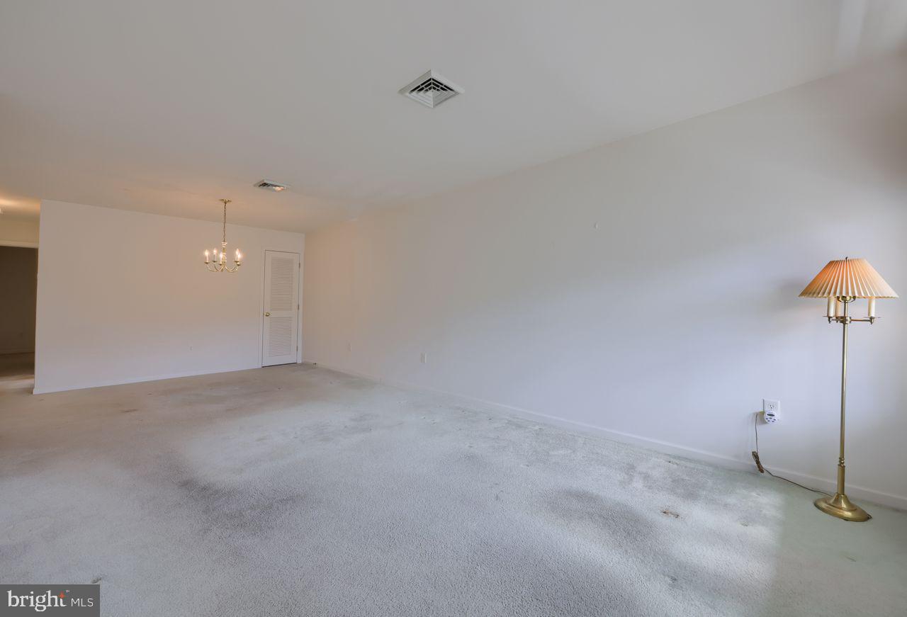 BROOKSTONE - Residential