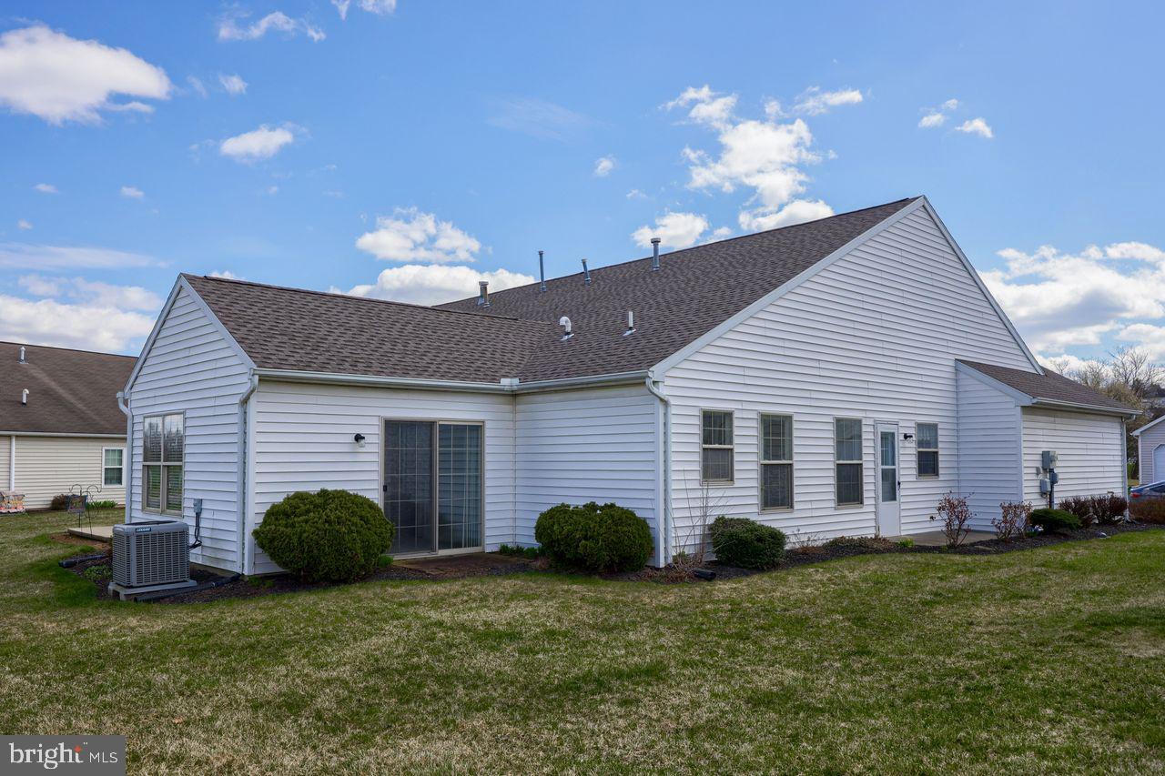 BROOKSTONE - Residential