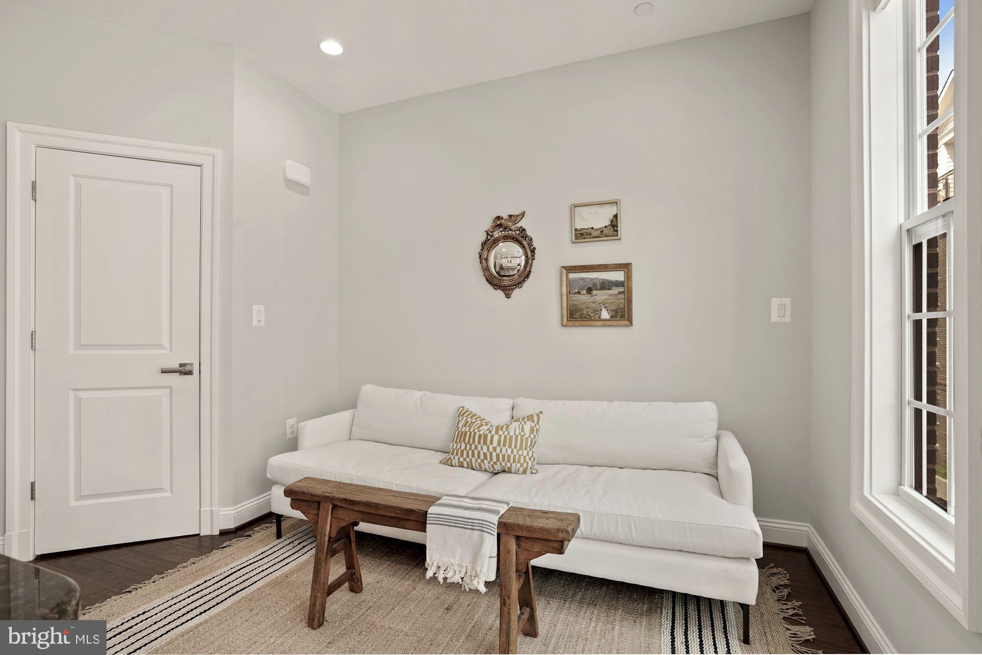 BALLSTON - Residential