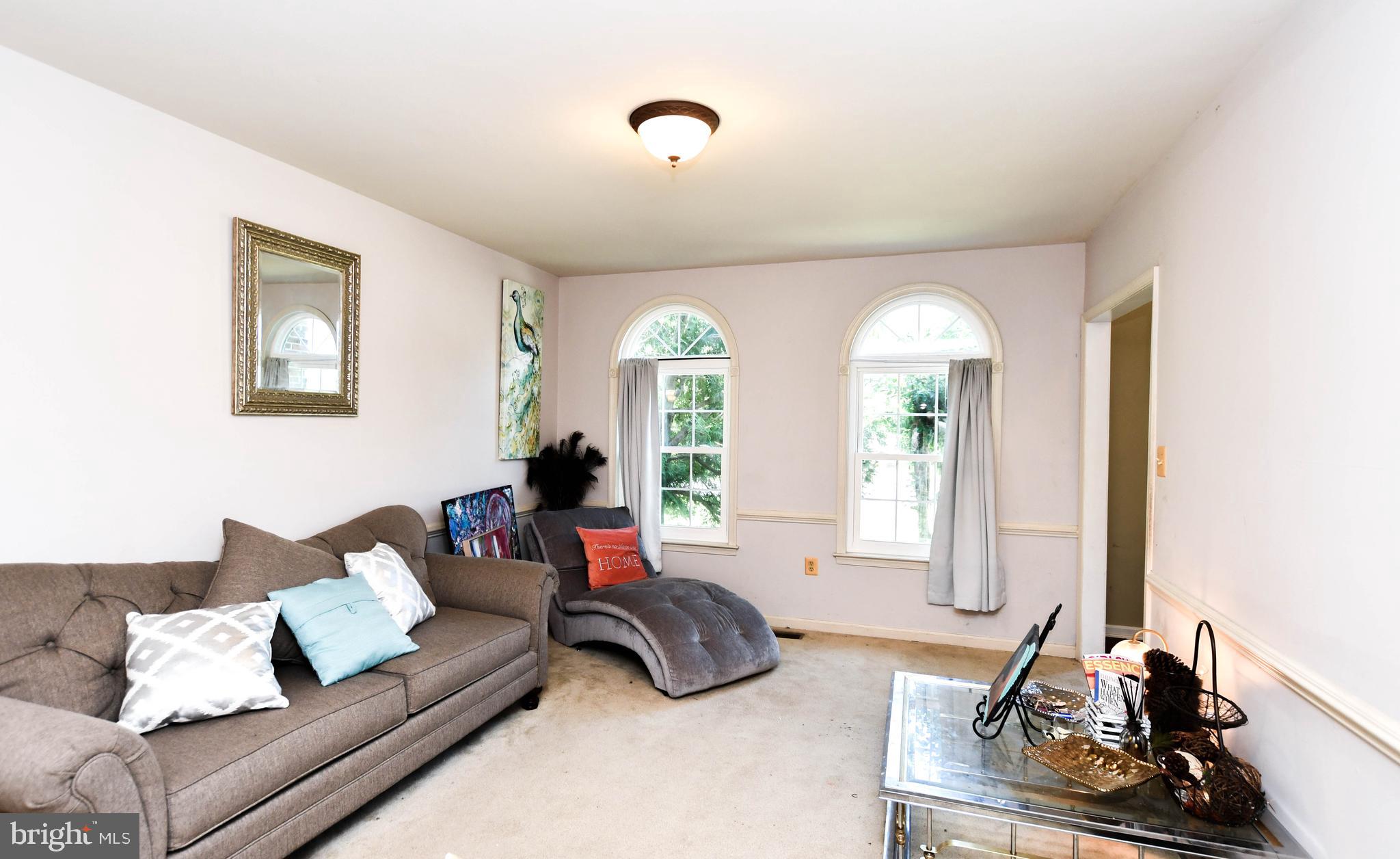 2406 BERRY THICKET COURT