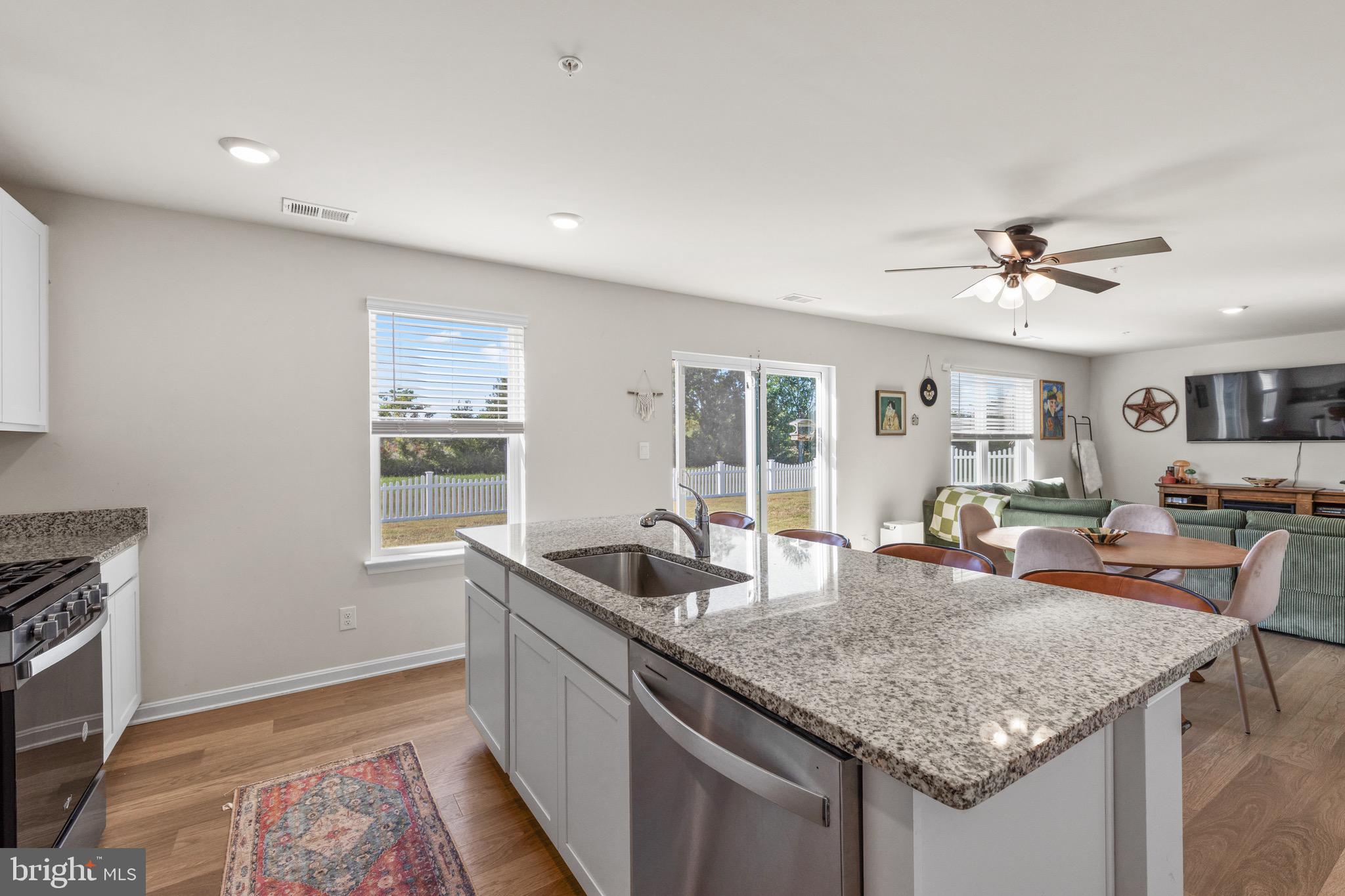 BLACK WATER LANDING - Residential