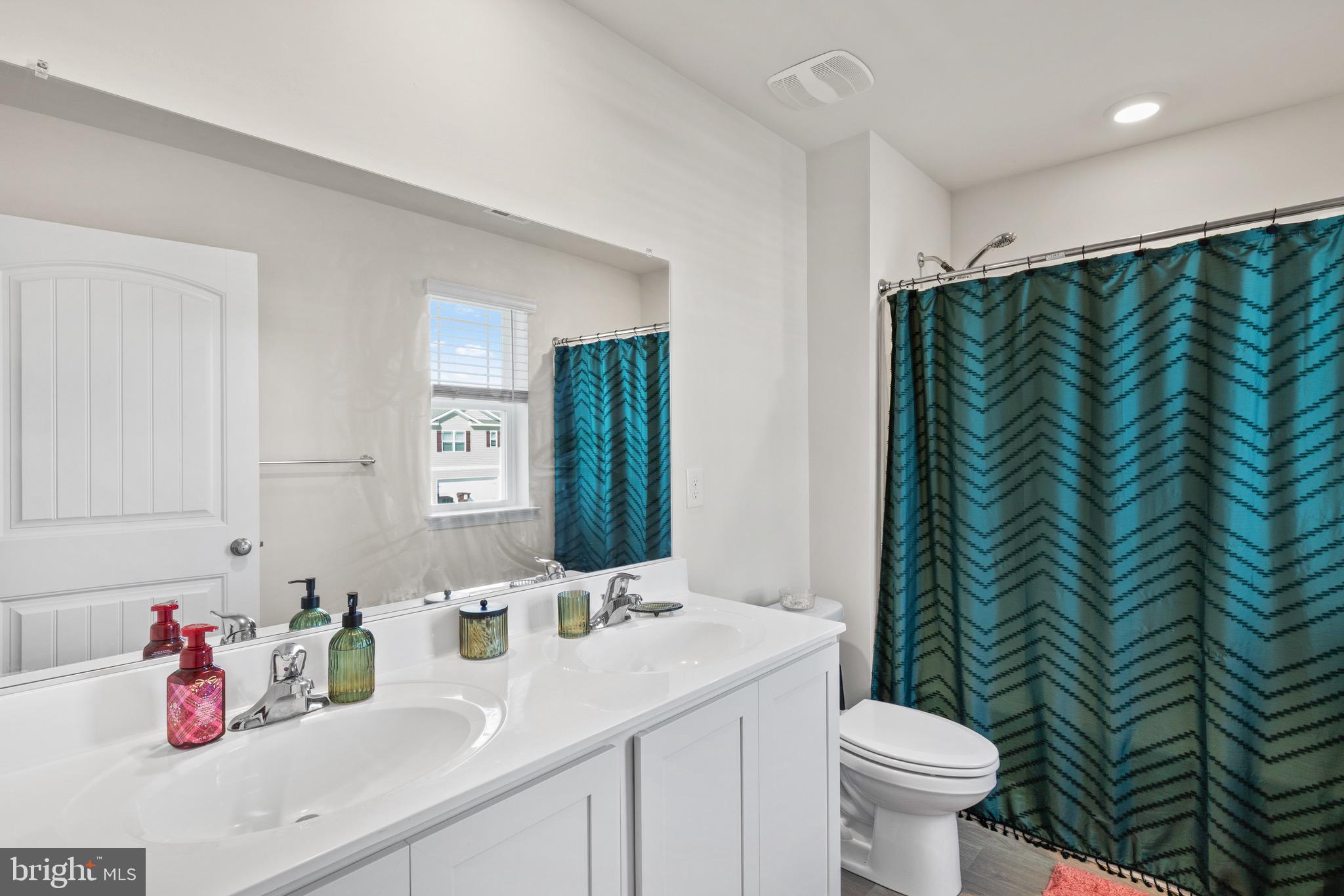 BLACK WATER LANDING - Residential