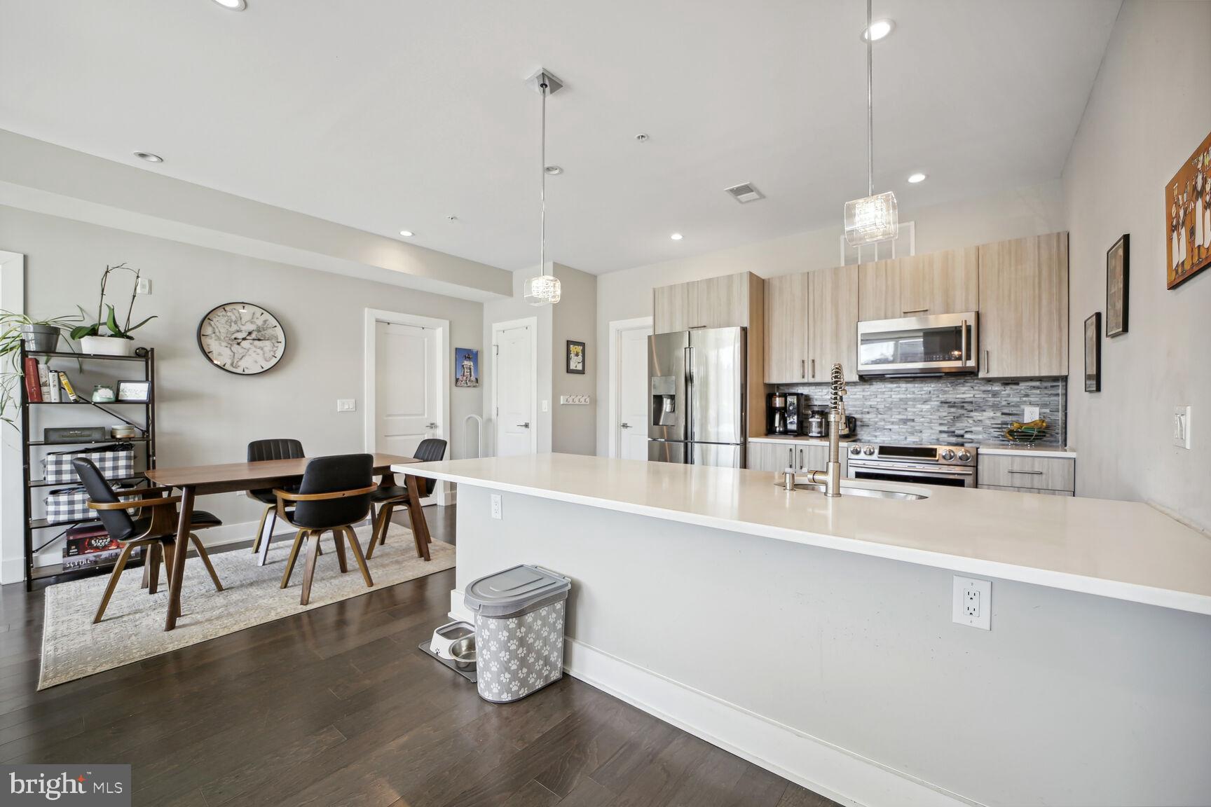 BROOKLAND - Residential Lease