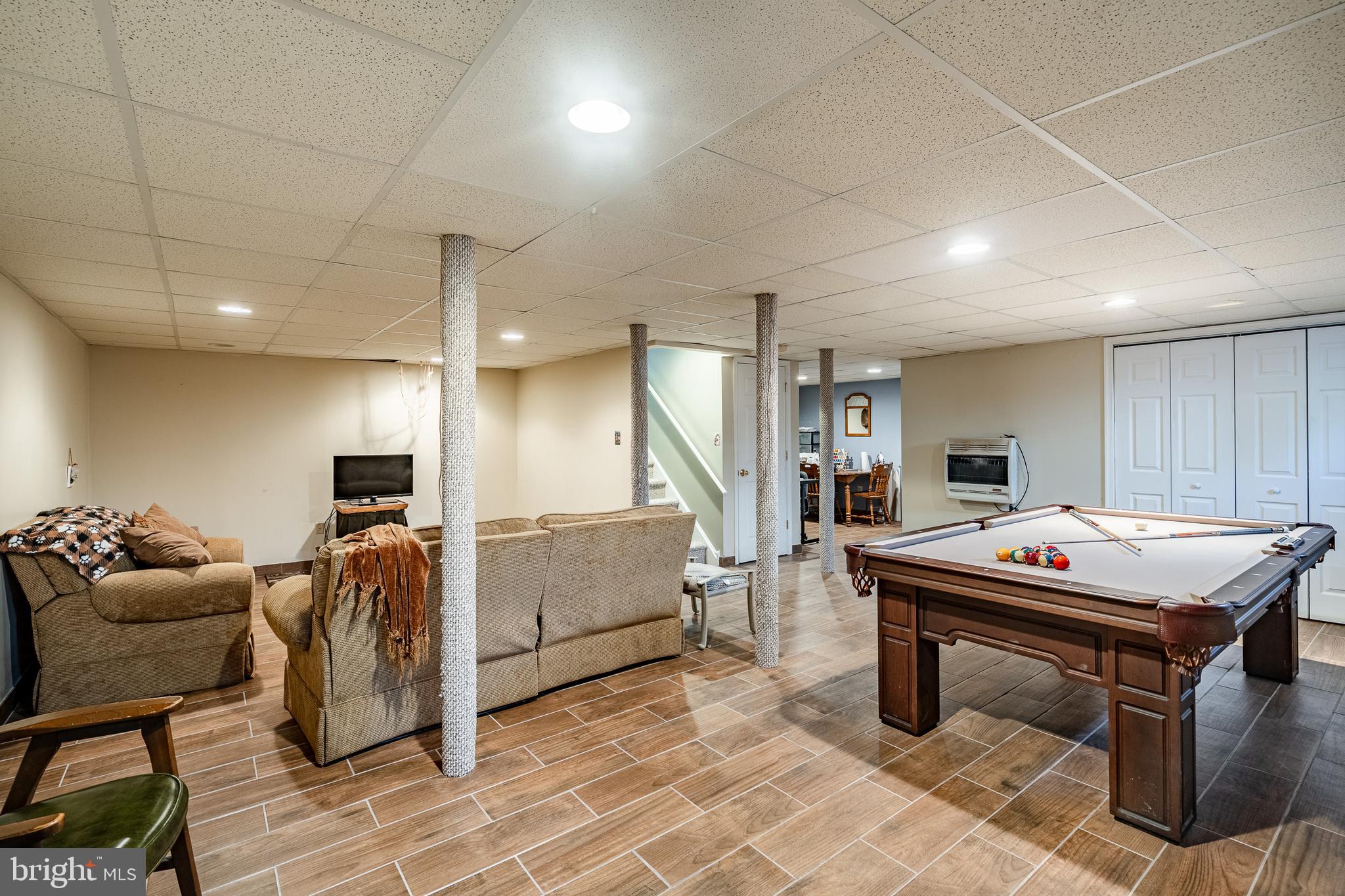 CHERRY HEIGHTS - Residential