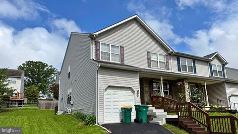260 SHIRLEY LANE PENNSBURG PA 18073