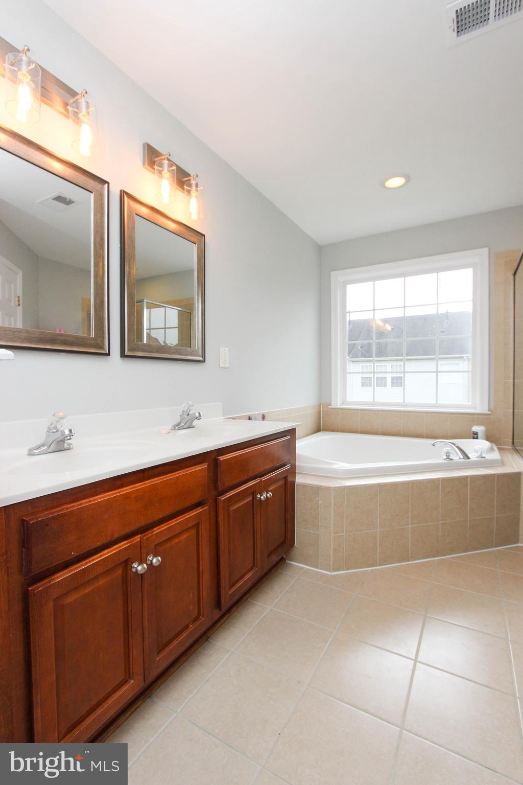 RIPPON LANDING - Residential