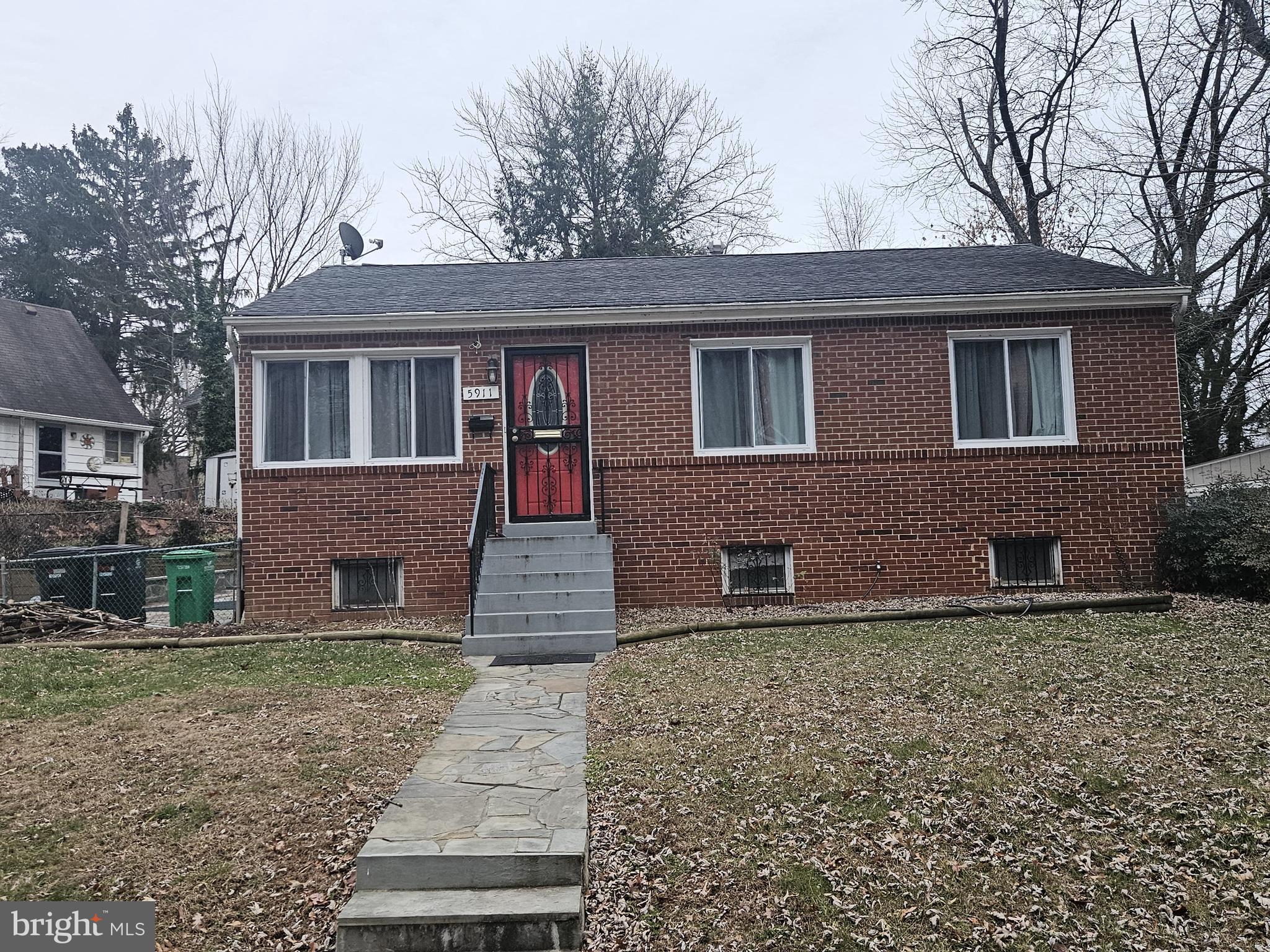 RIVERDALE WOODS - Residential