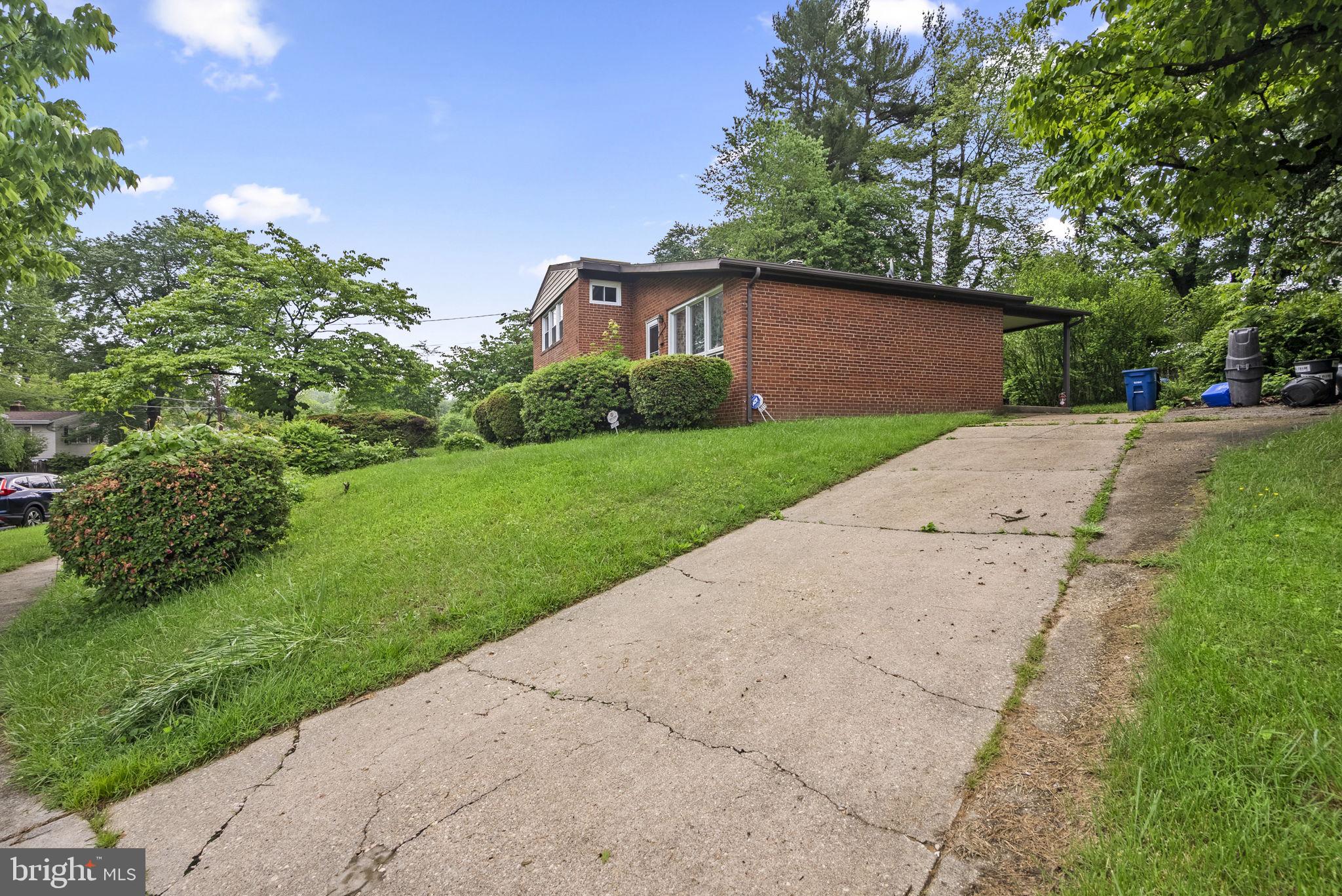 GREENWOOD KNOLLS - Residential