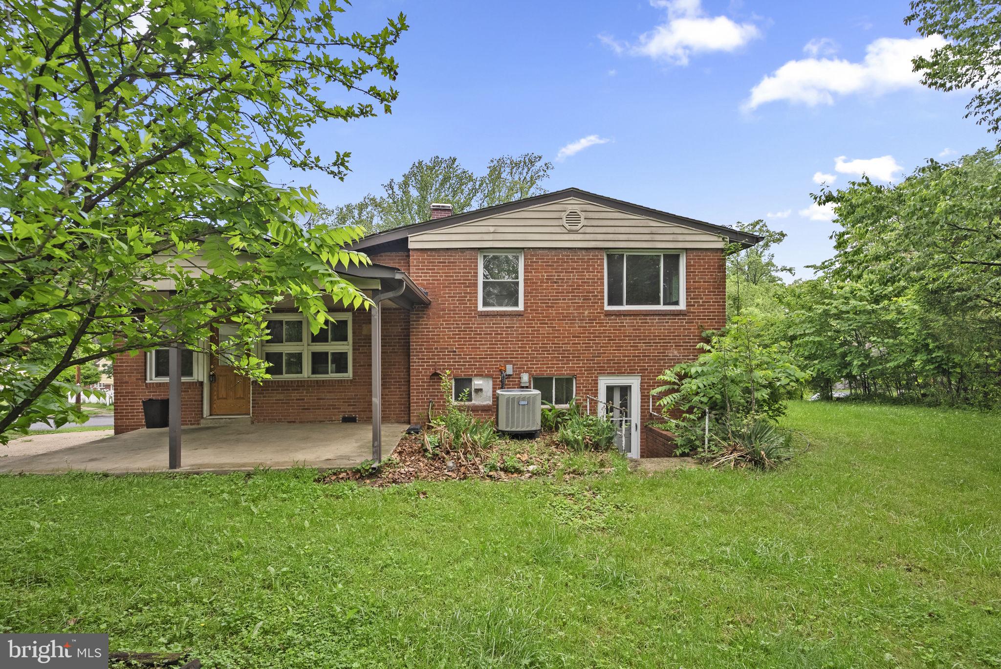 GREENWOOD KNOLLS - Residential