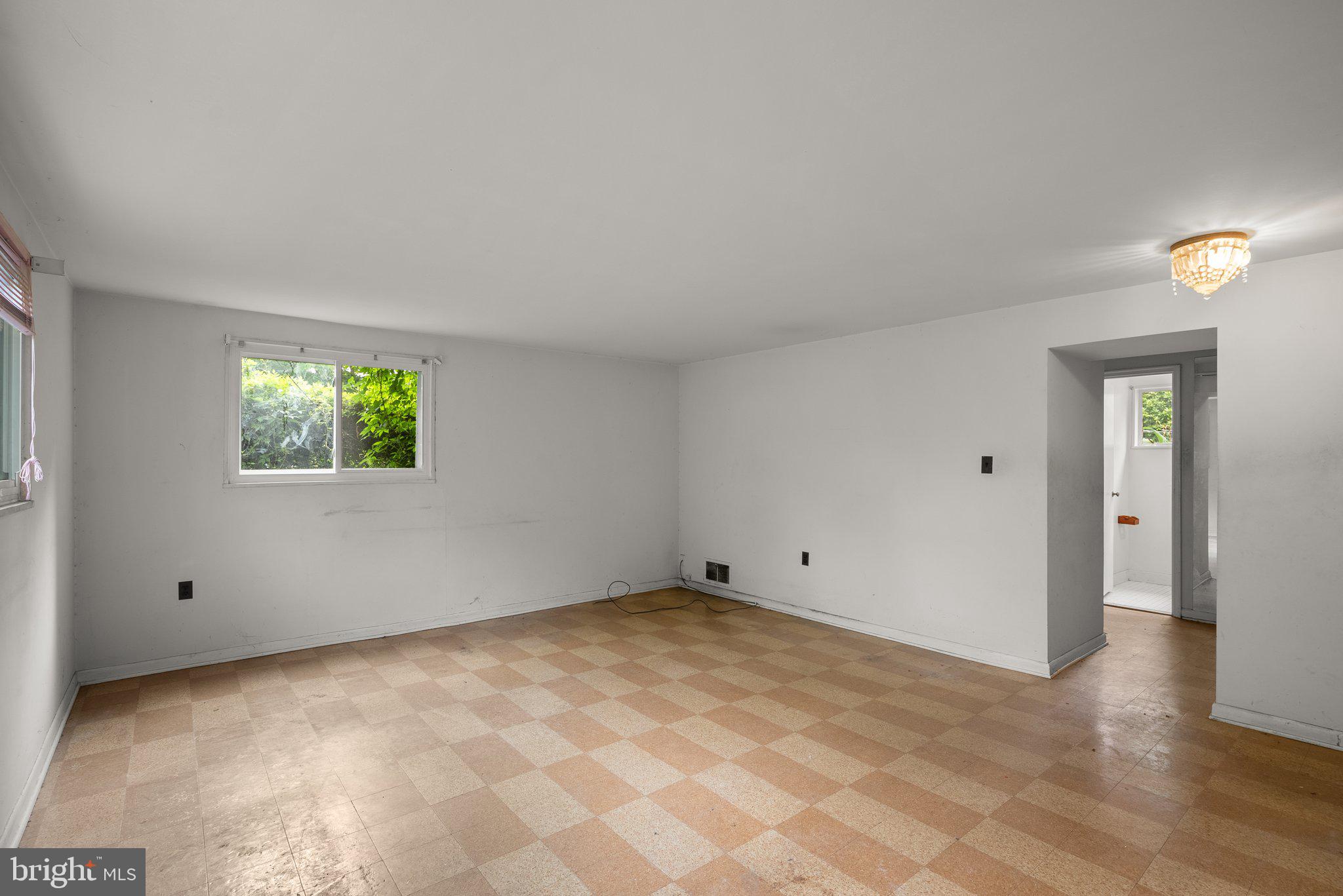 GREENWOOD KNOLLS - Residential