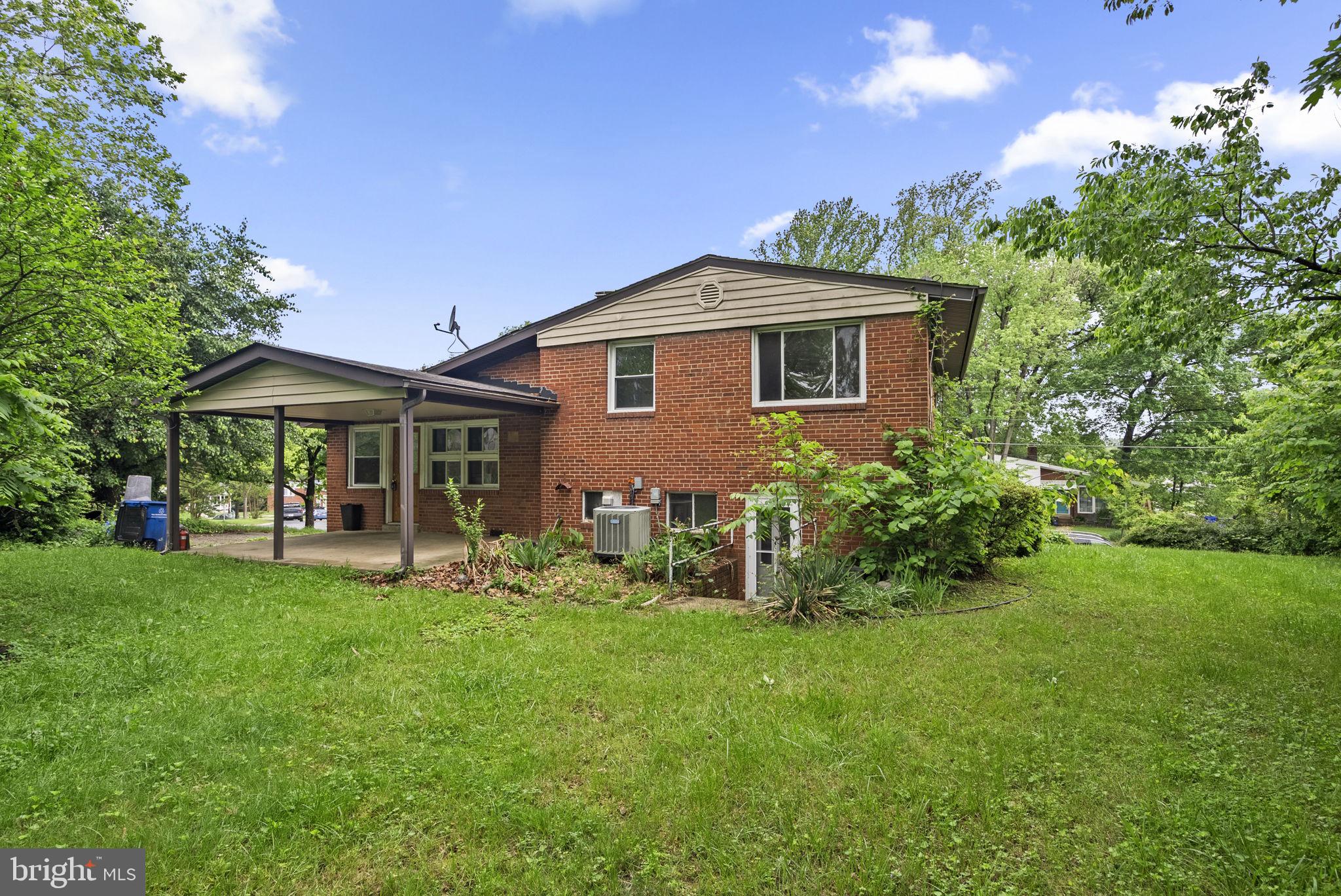 GREENWOOD KNOLLS - Residential