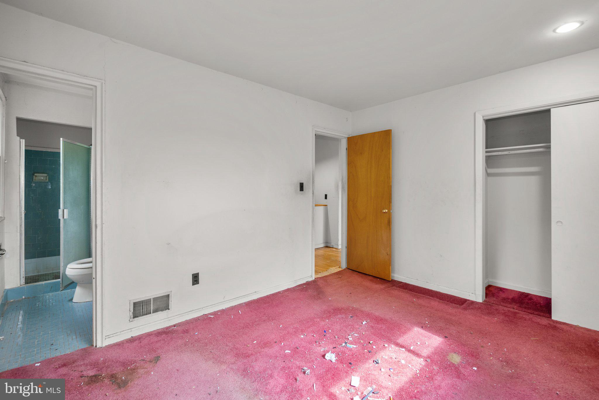 GREENWOOD KNOLLS - Residential