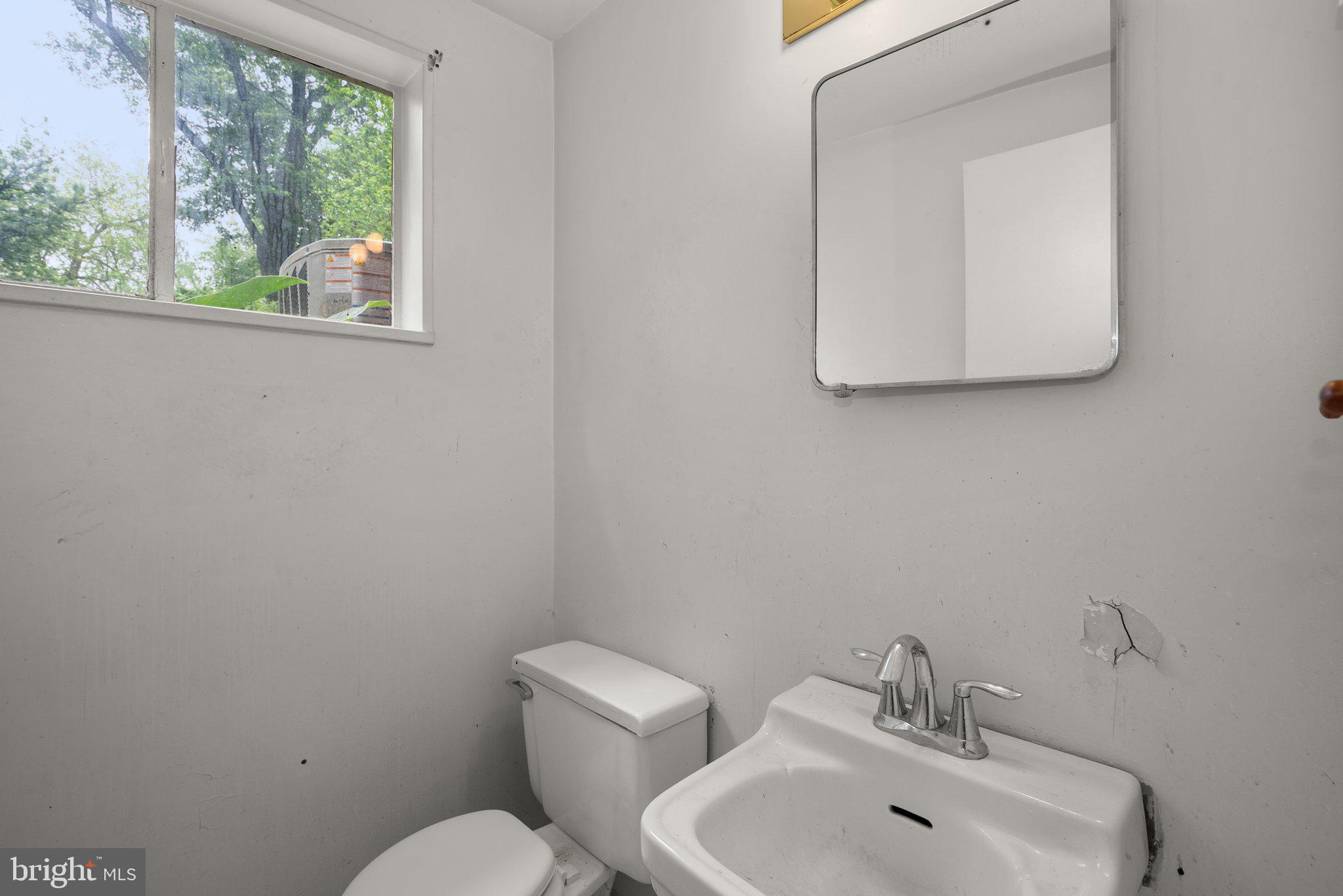 GREENWOOD KNOLLS - Residential