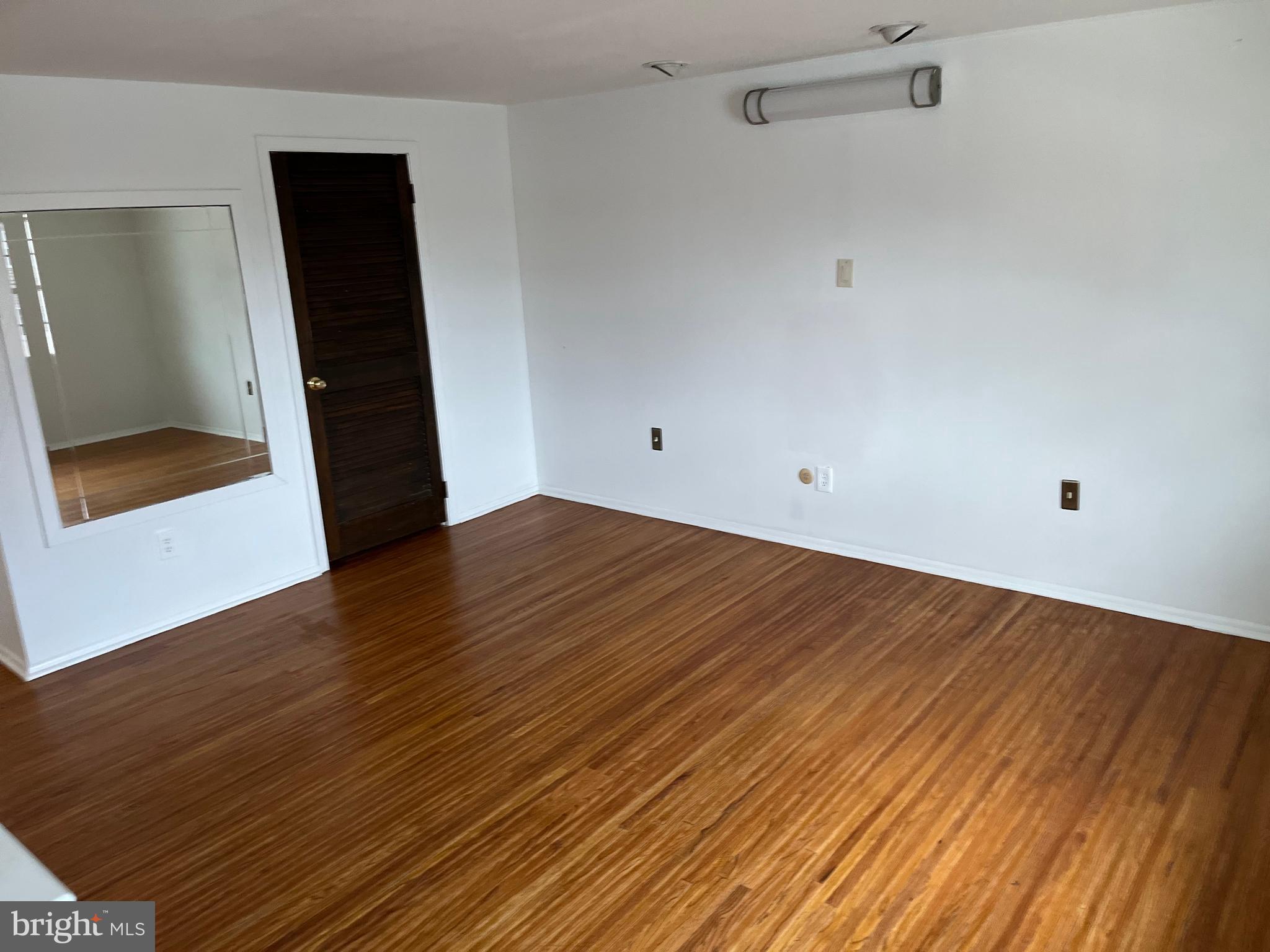 CAMELOT ESTATES - Residential