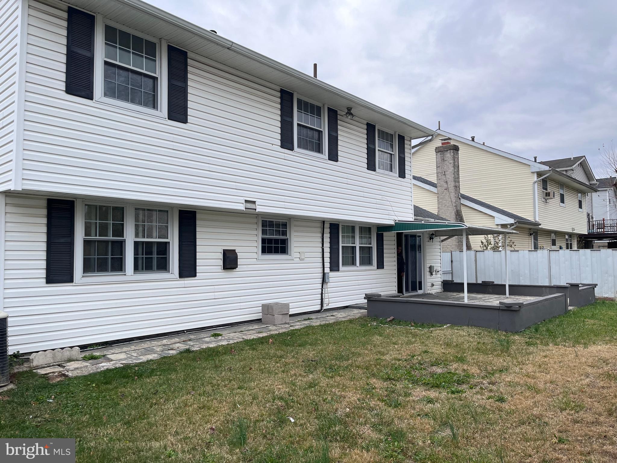 CAMELOT ESTATES - Residential