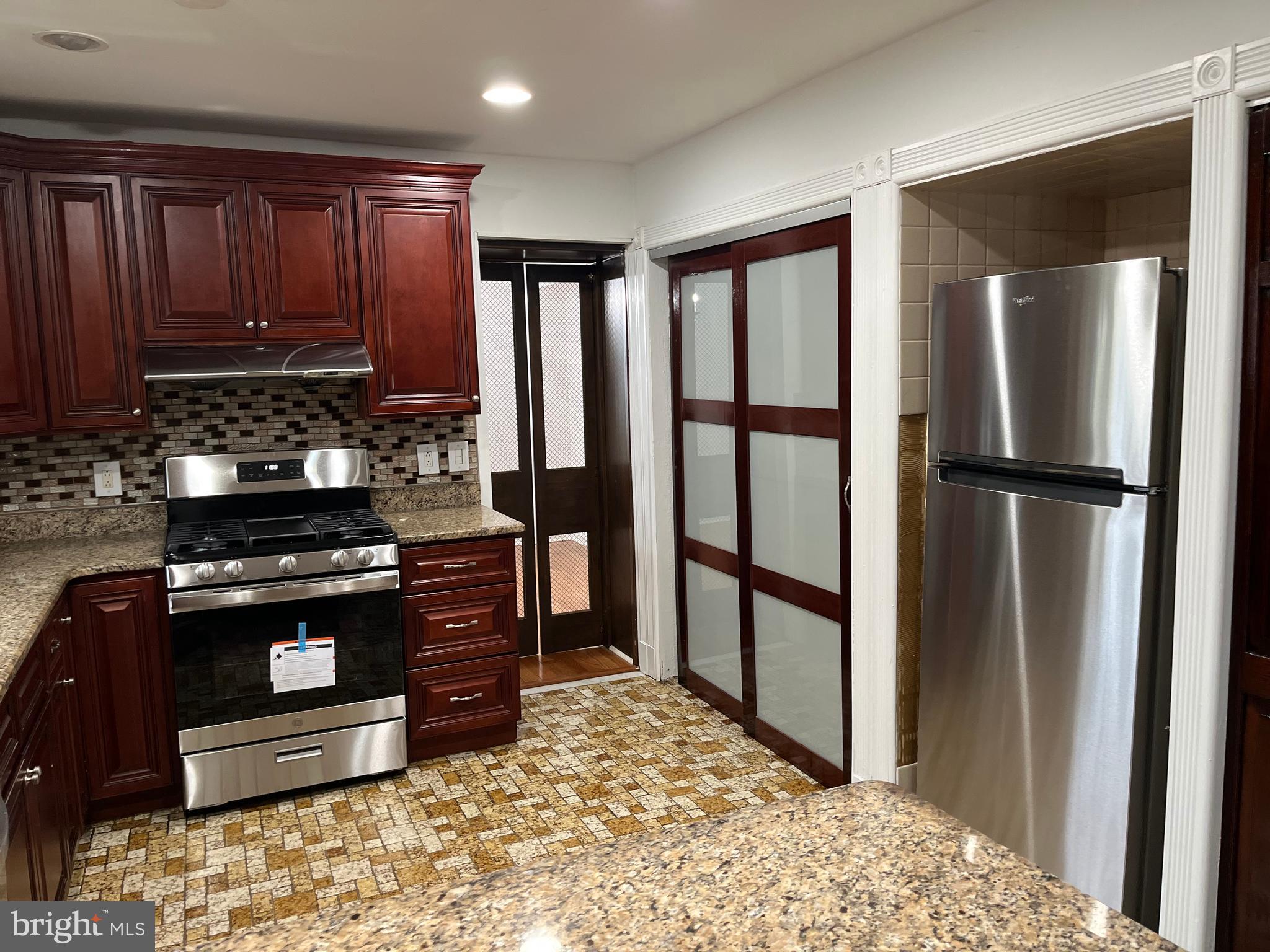 CAMELOT ESTATES - Residential