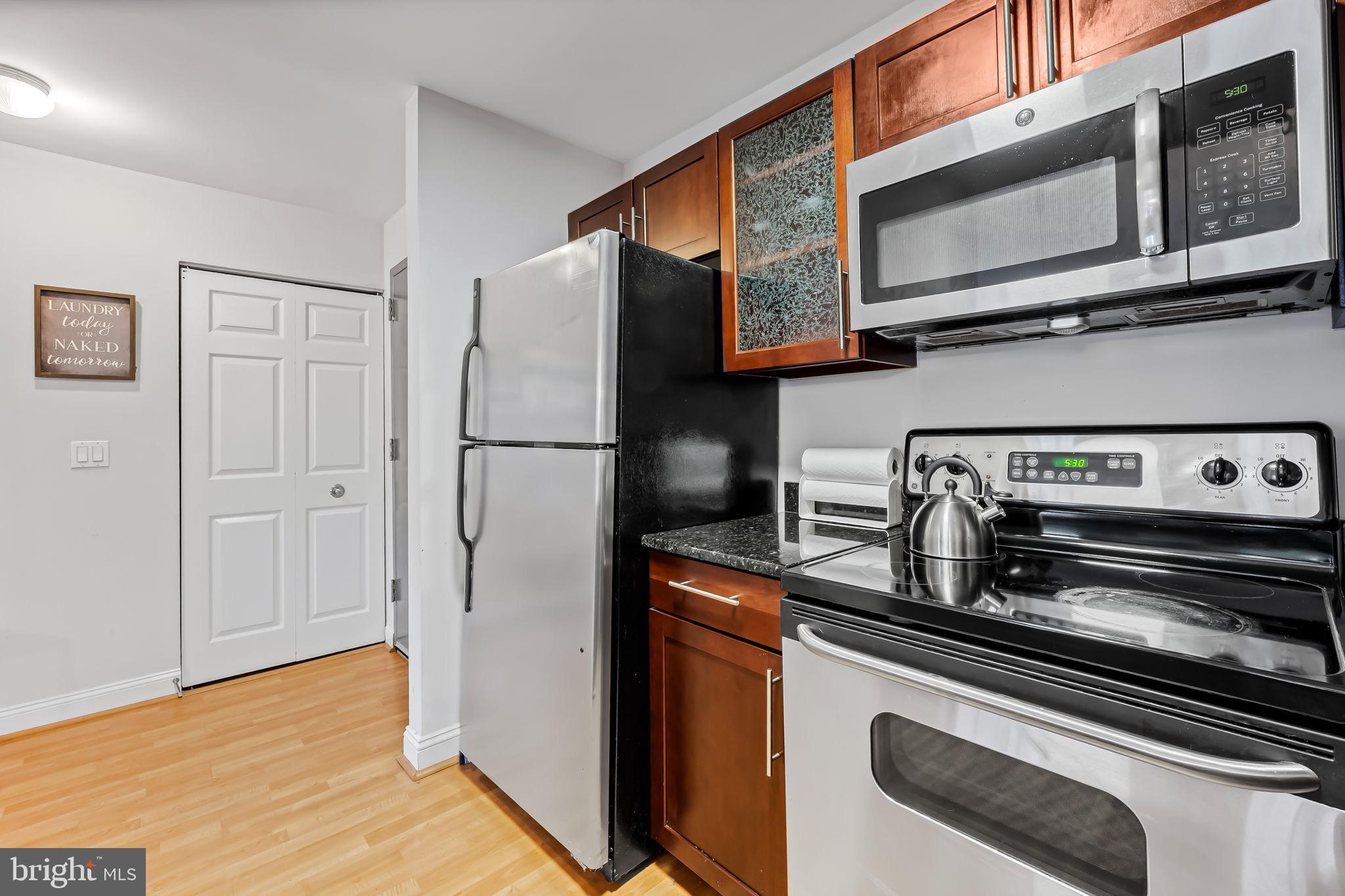 1011 HUNTER STREET H-2