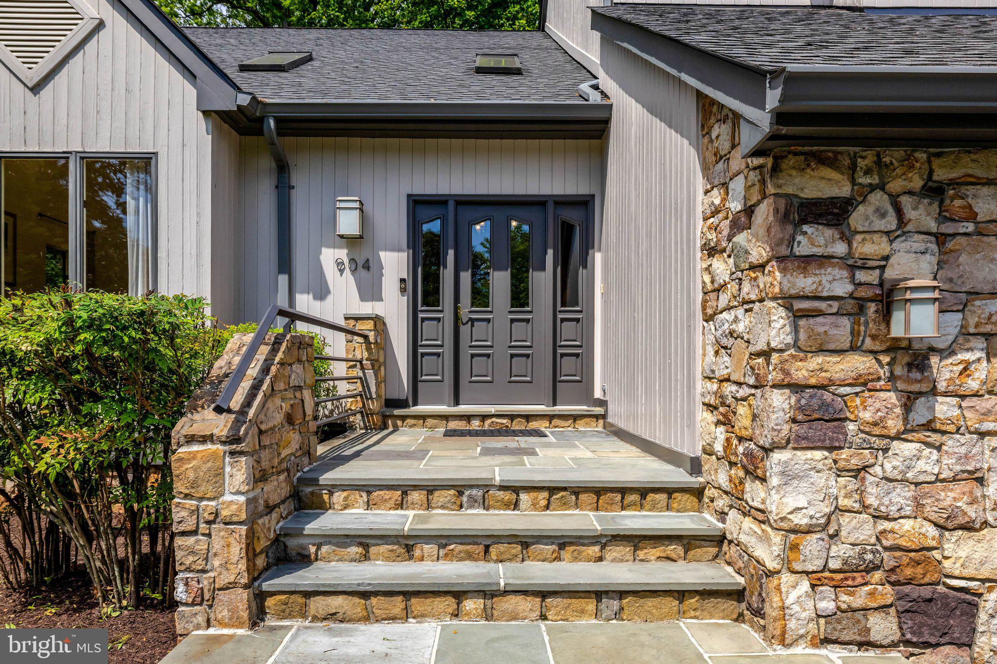 GEORGETOWN MANOR ESTATES - Residential
